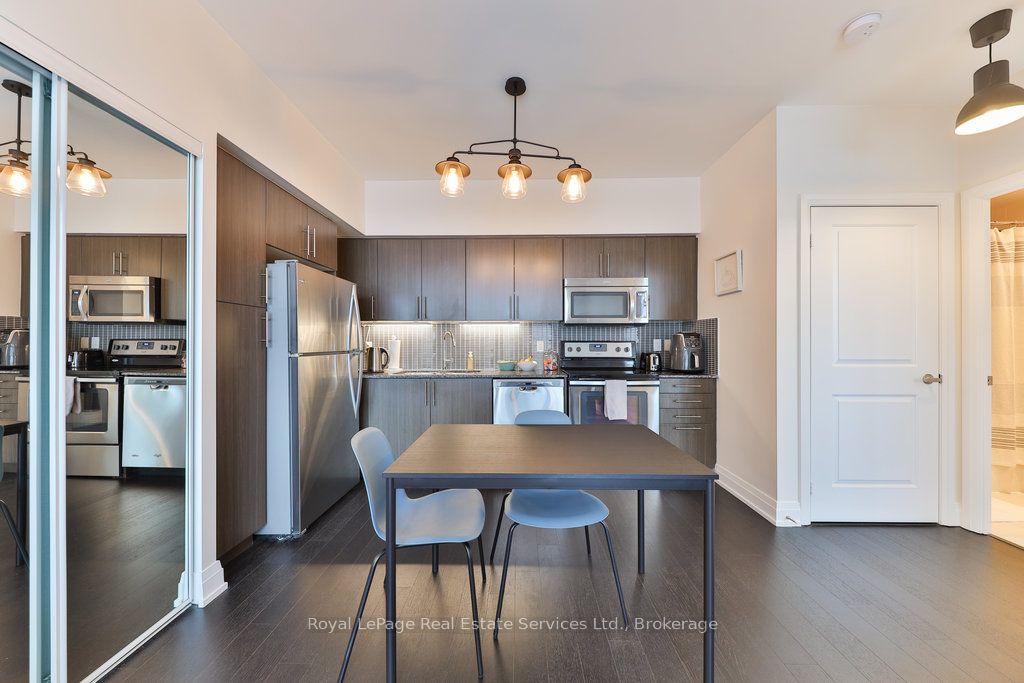 65 Speers Rd Property Photo 12