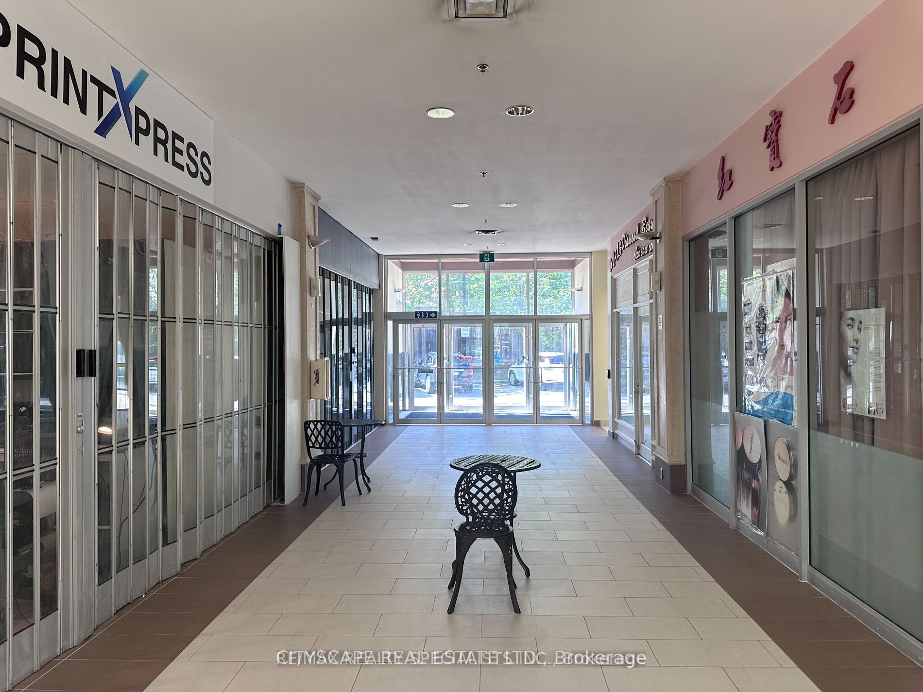 1675 The Chase Road Office Room Property Photo 12