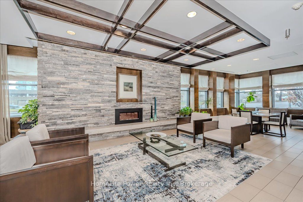 1 Hurontario Street 2001 Property Photo 6