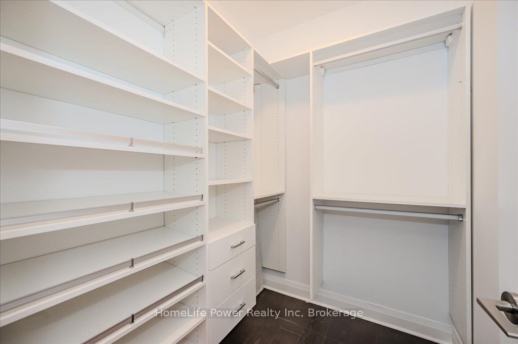 1 Hurontario Street 2001 Property Photo 11