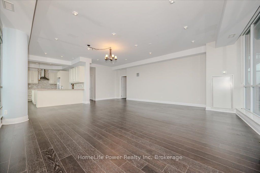 1 Hurontario Street 2001 Property Photo 14