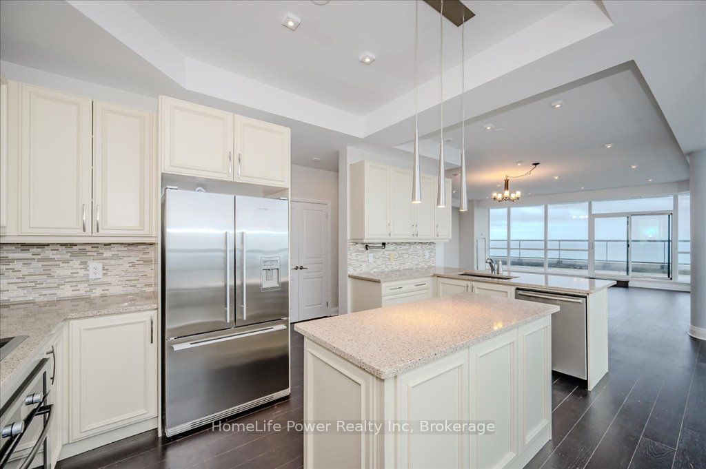 1 Hurontario Street 2001 Property Photo 19