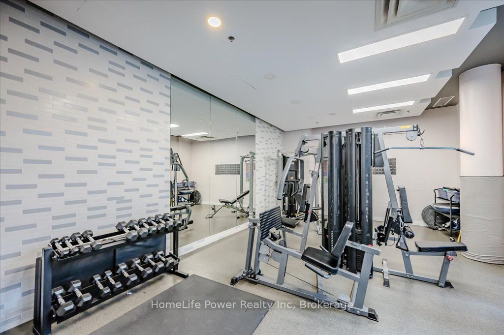 1 Hurontario Street 2001 Property Photo 43