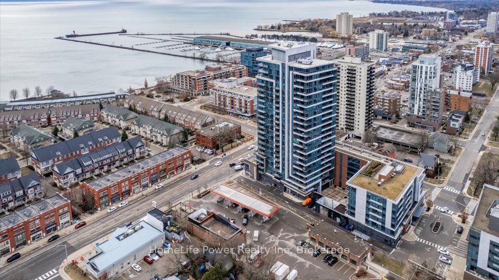 1 Hurontario Street 2001 Property Photo 46