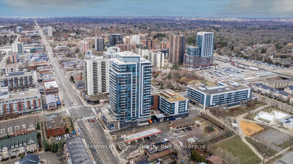 1 Hurontario Street 2001 Property Photo 47