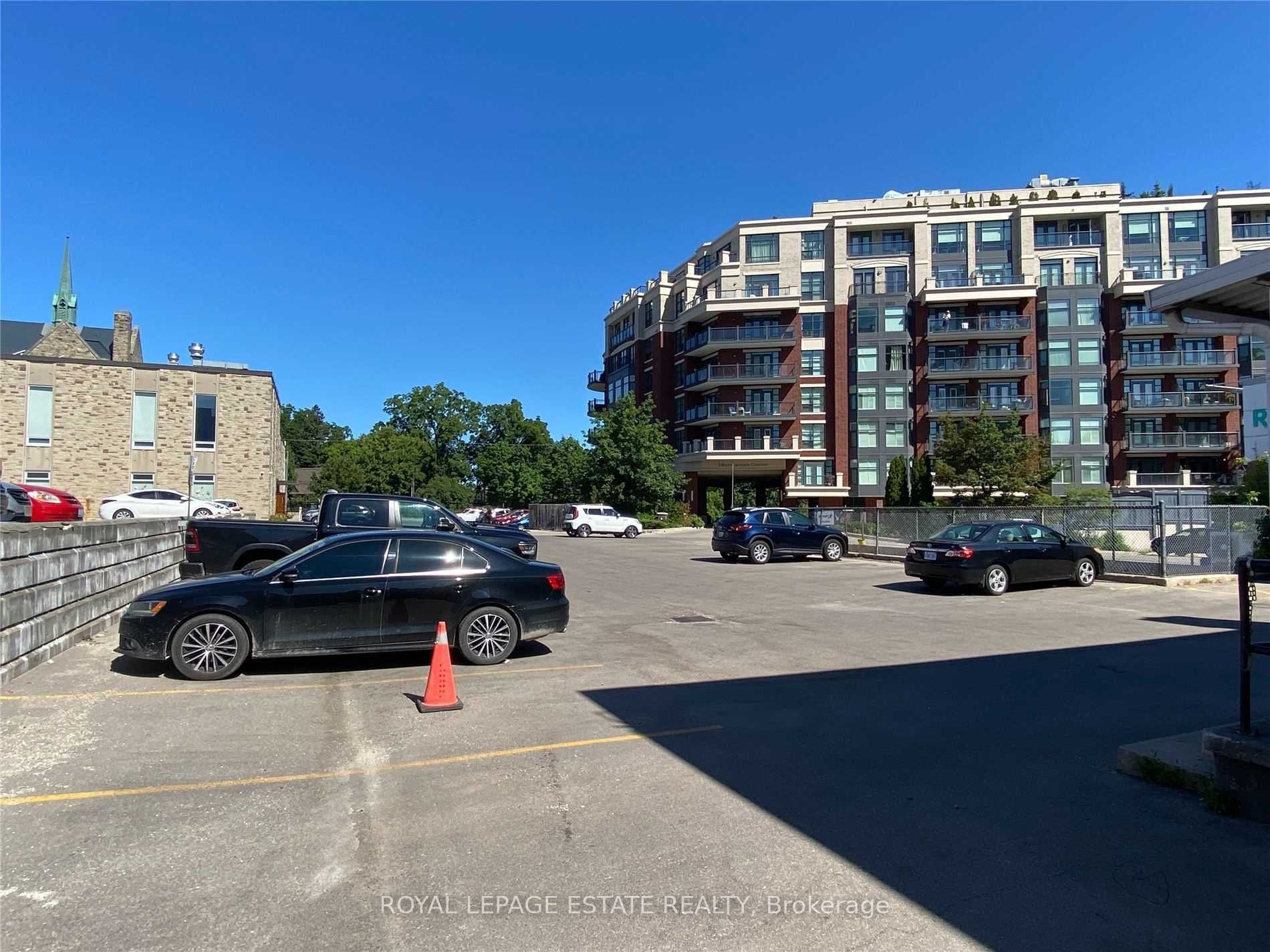 #lower - 4896 Dundas Street Property Photo 7