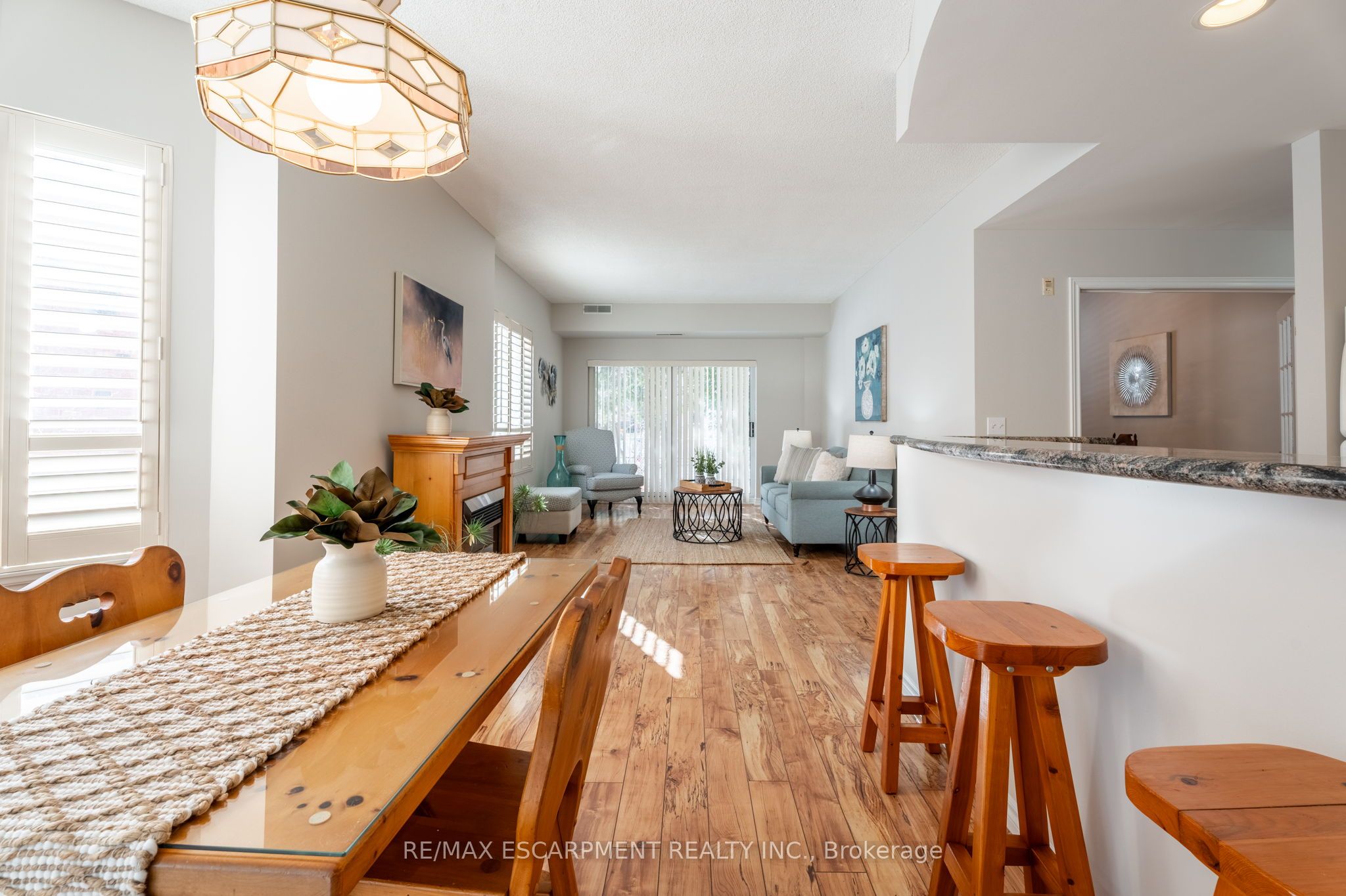 5188 Lake Shore Rd Property Photo 23