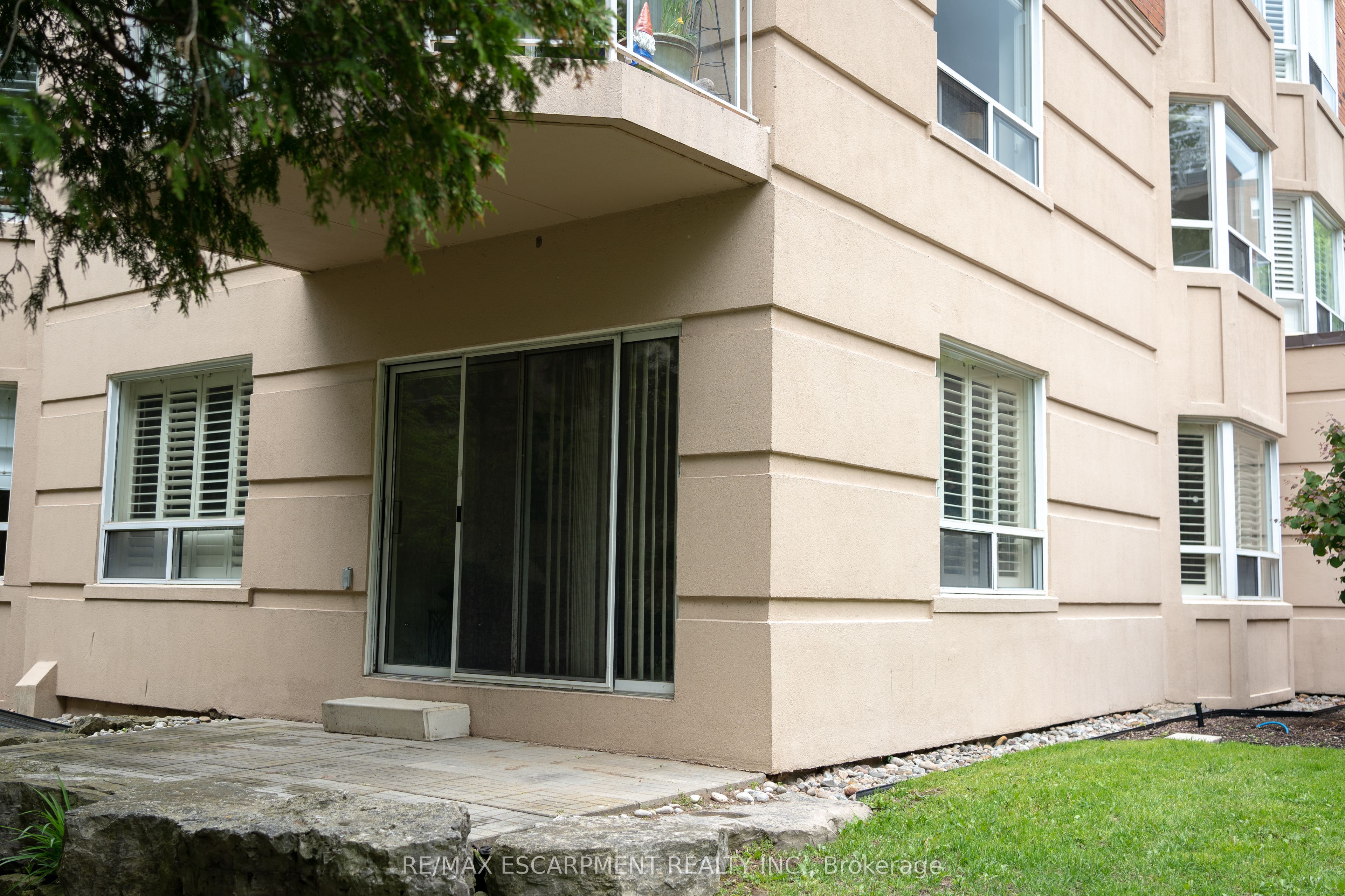5188 Lake Shore Rd Property Photo 41