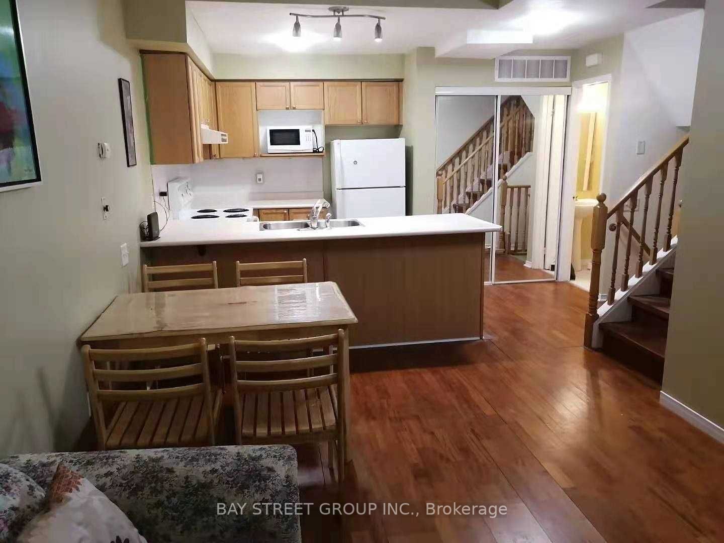 760 Lawrence Avenue W 87 Property Photo 2