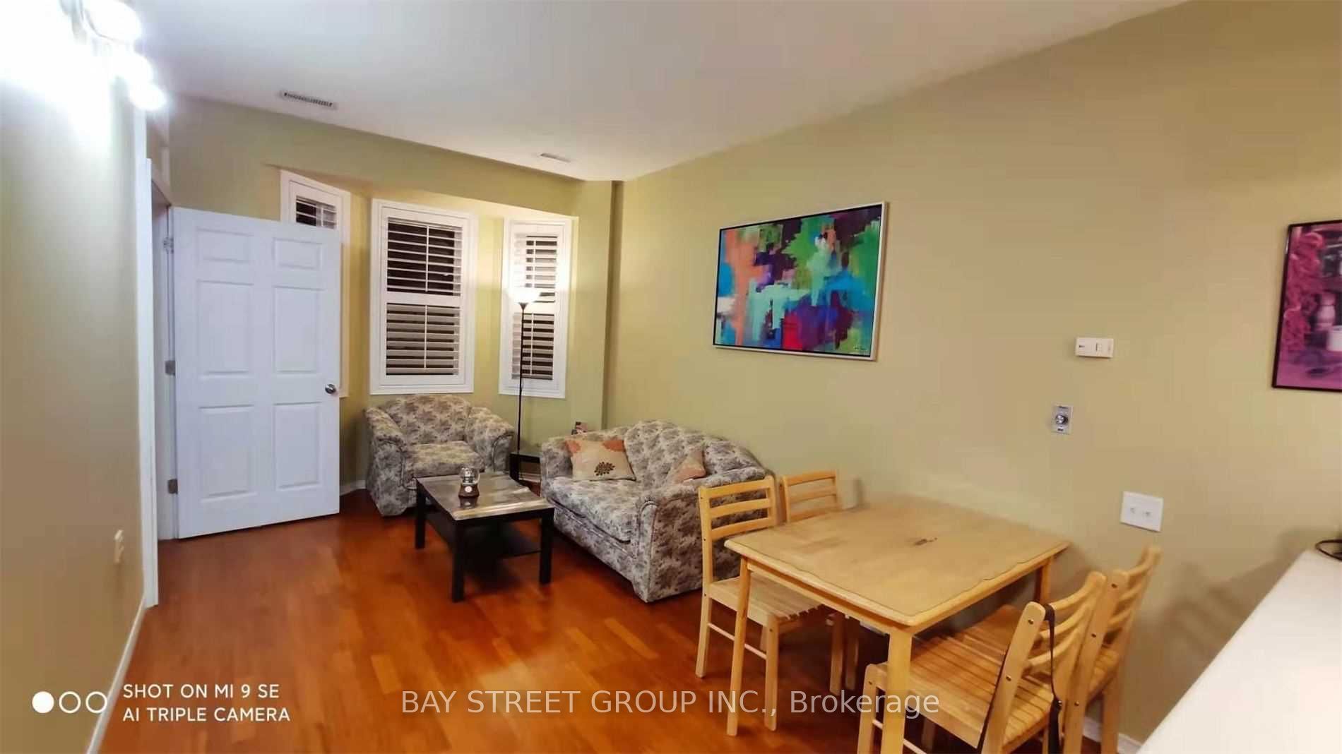 760 Lawrence Avenue W 87 Property Photo 4