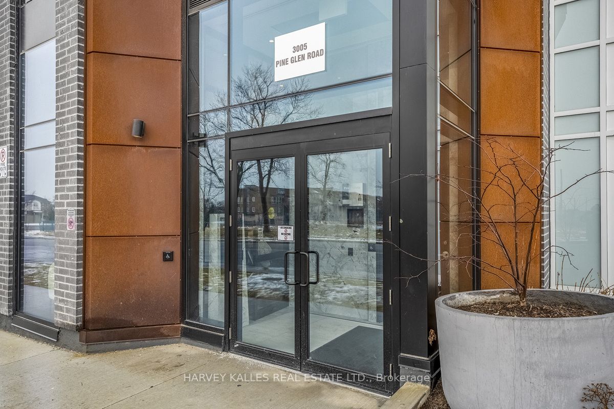 #805 - 3005 Pine Glen Road Property Photo 2