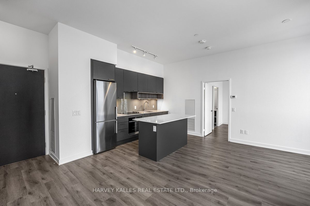 #805 - 3005 Pine Glen Road Property Photo 14