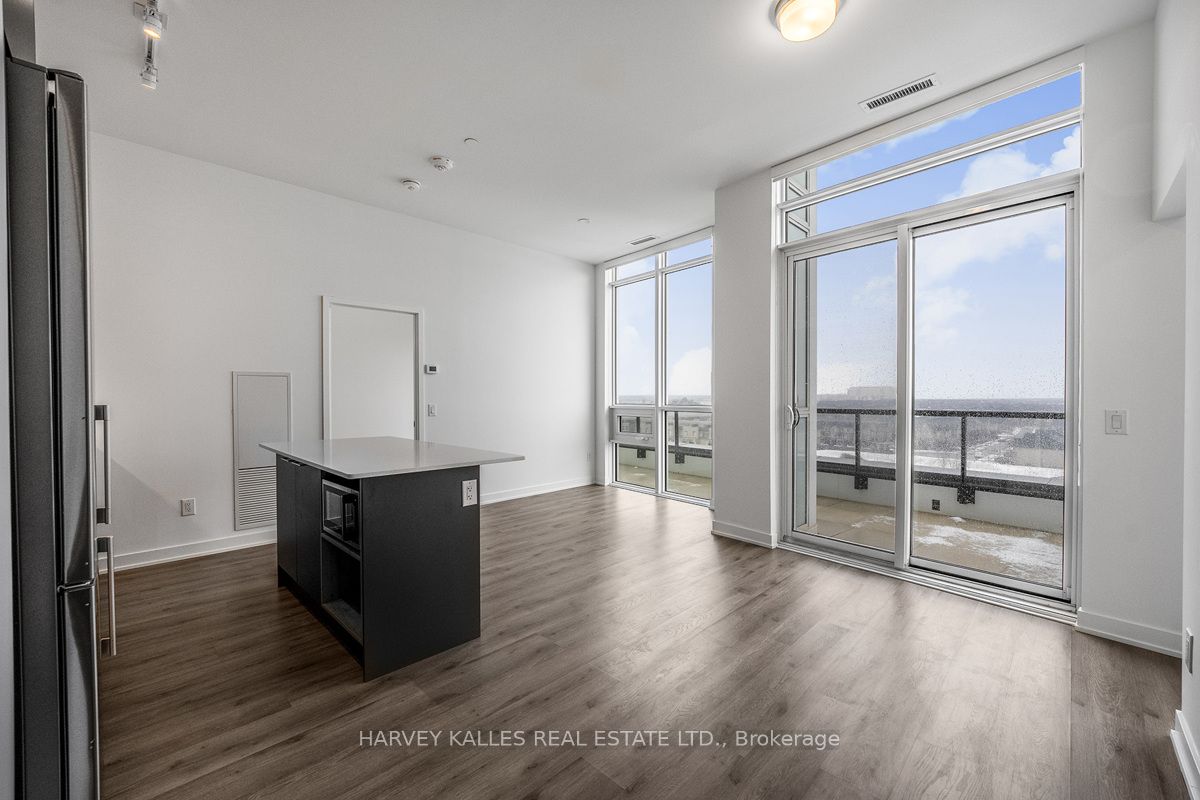 #805 - 3005 Pine Glen Road Property Photo 15