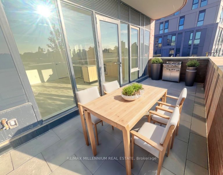 220 Missinnihe Way 101 Property Photo 17