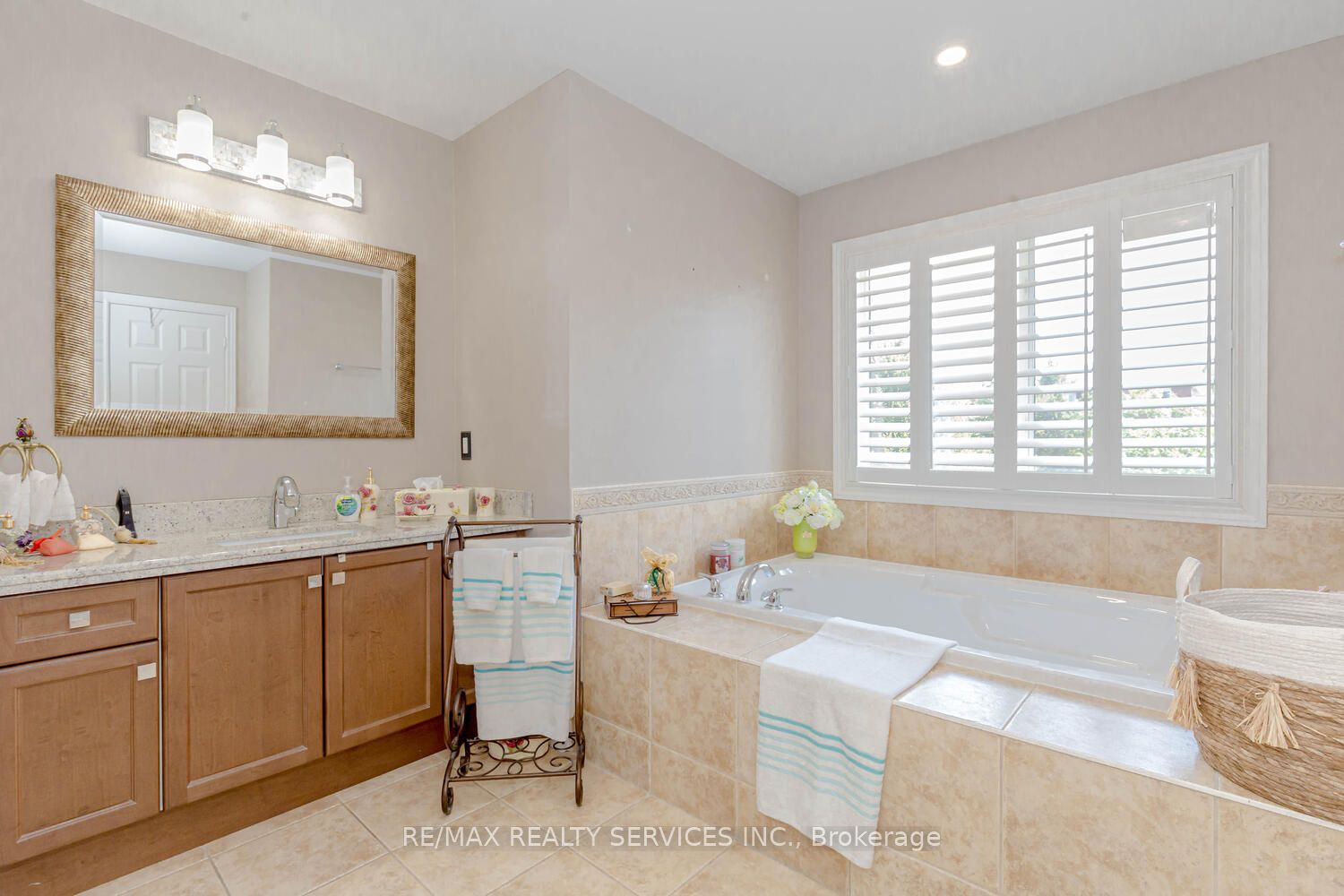 2224 Colonel William Parkway N Property Photo 20