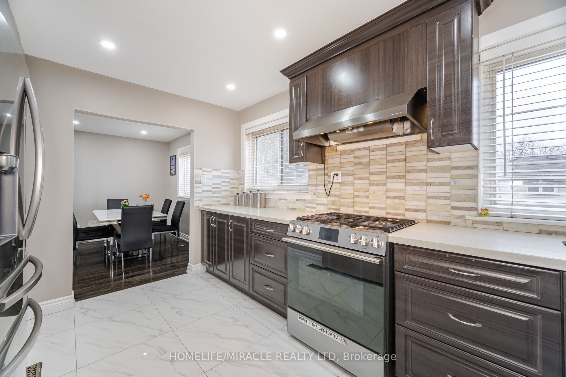 345 Silverstone Drive Property Photo 15