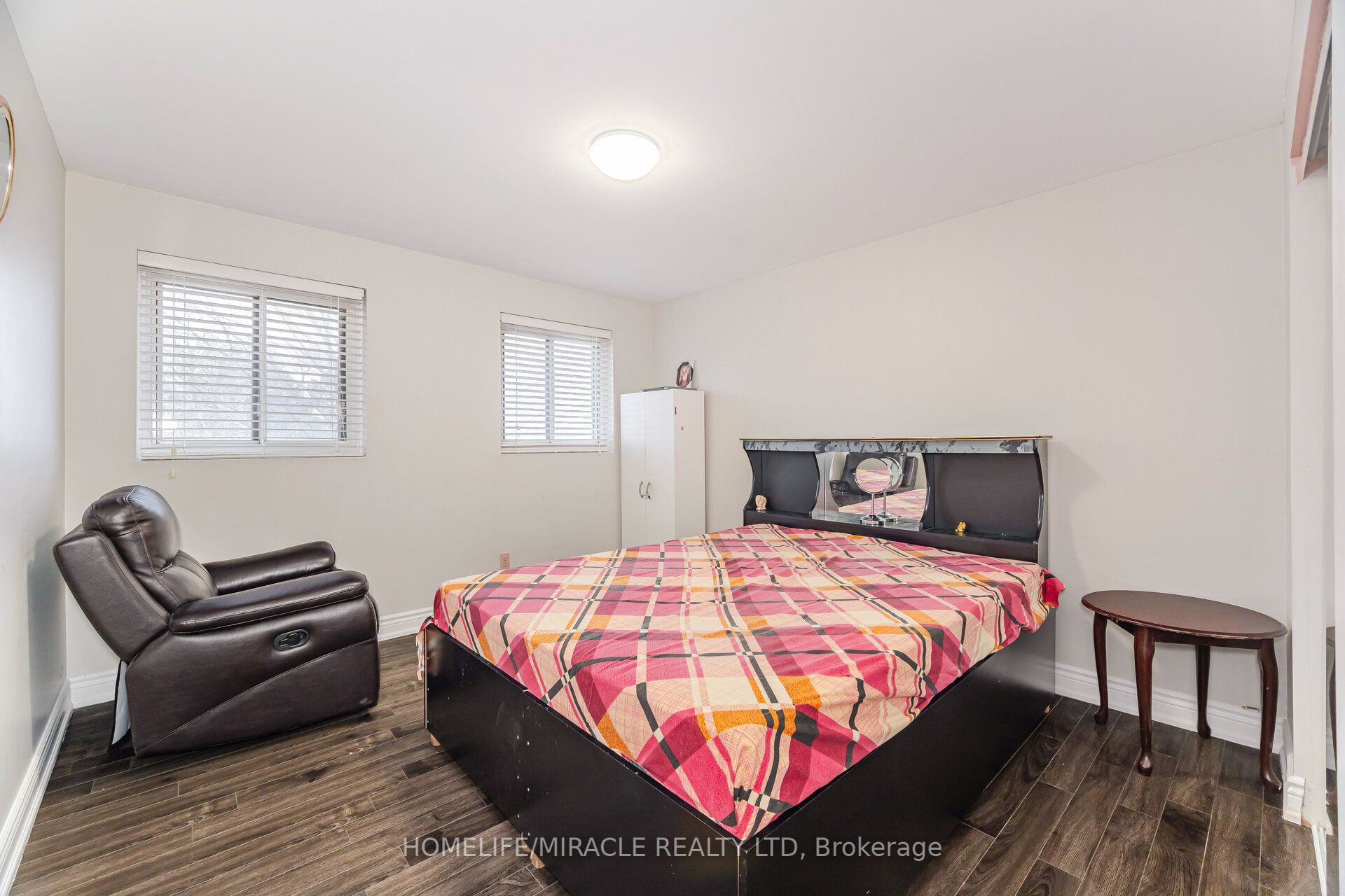 345 Silverstone Drive Property Photo 31