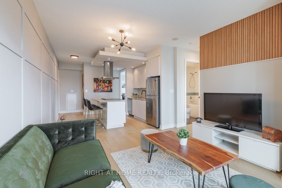 #1524 - 165 Legion Road Property Photo 1