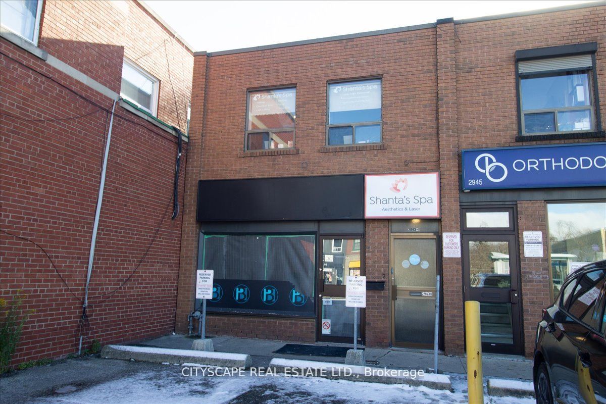 2943a Bloor Street Property Photo 4