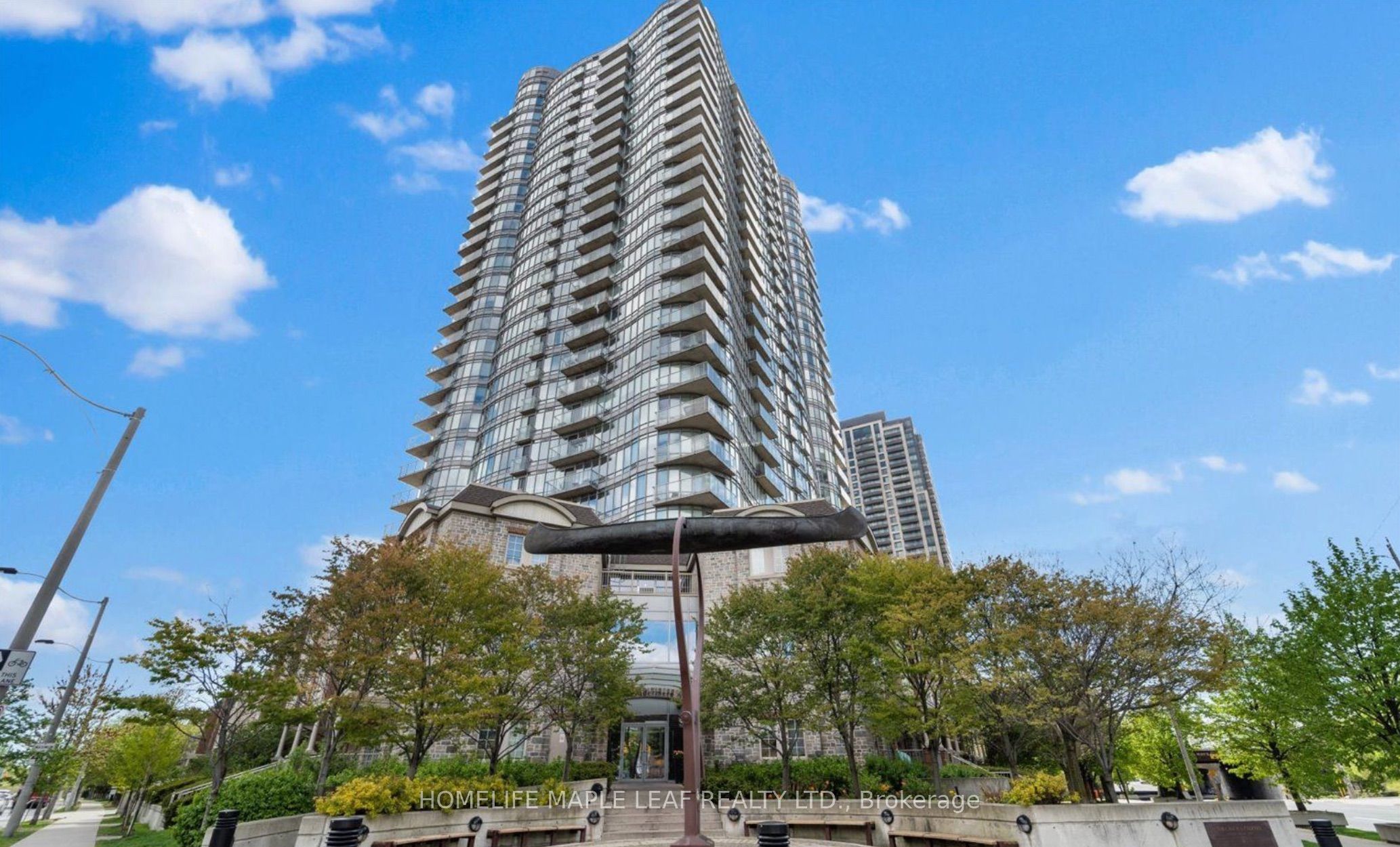 #606 - 15 Windermere Avenue Property Photo 1