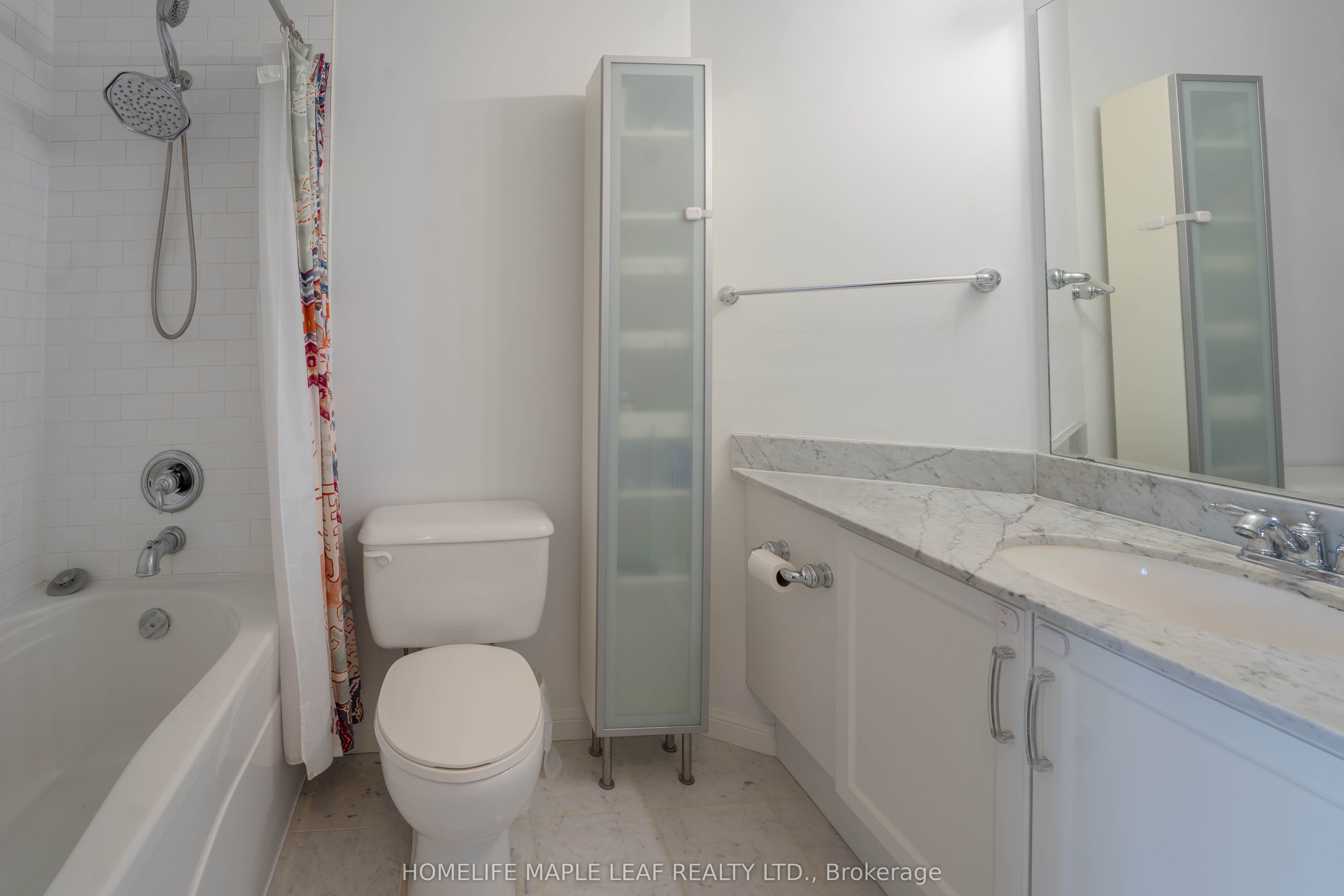 #606 - 15 Windermere Avenue Property Photo 8