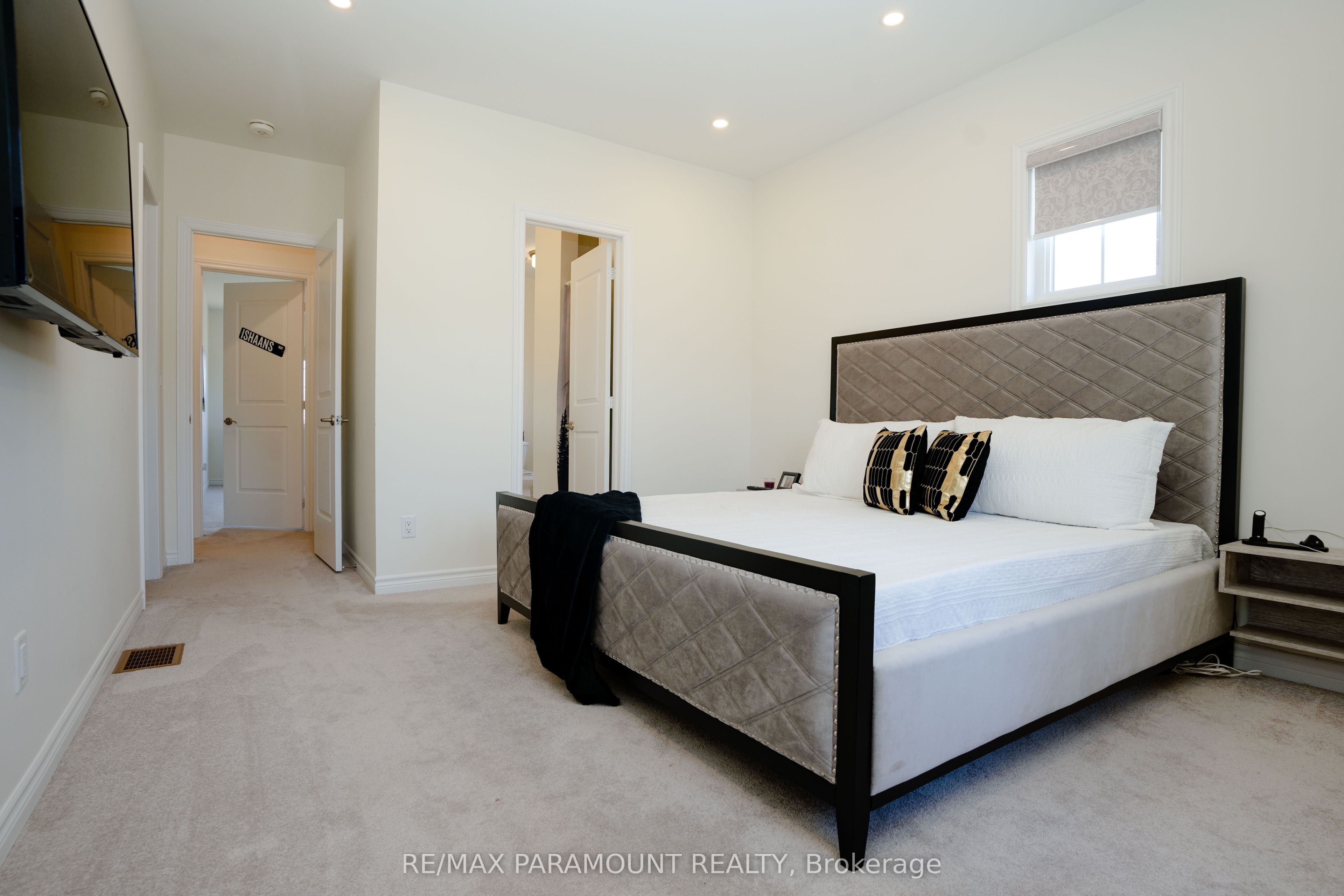52 Stinson Street Property Photo 37