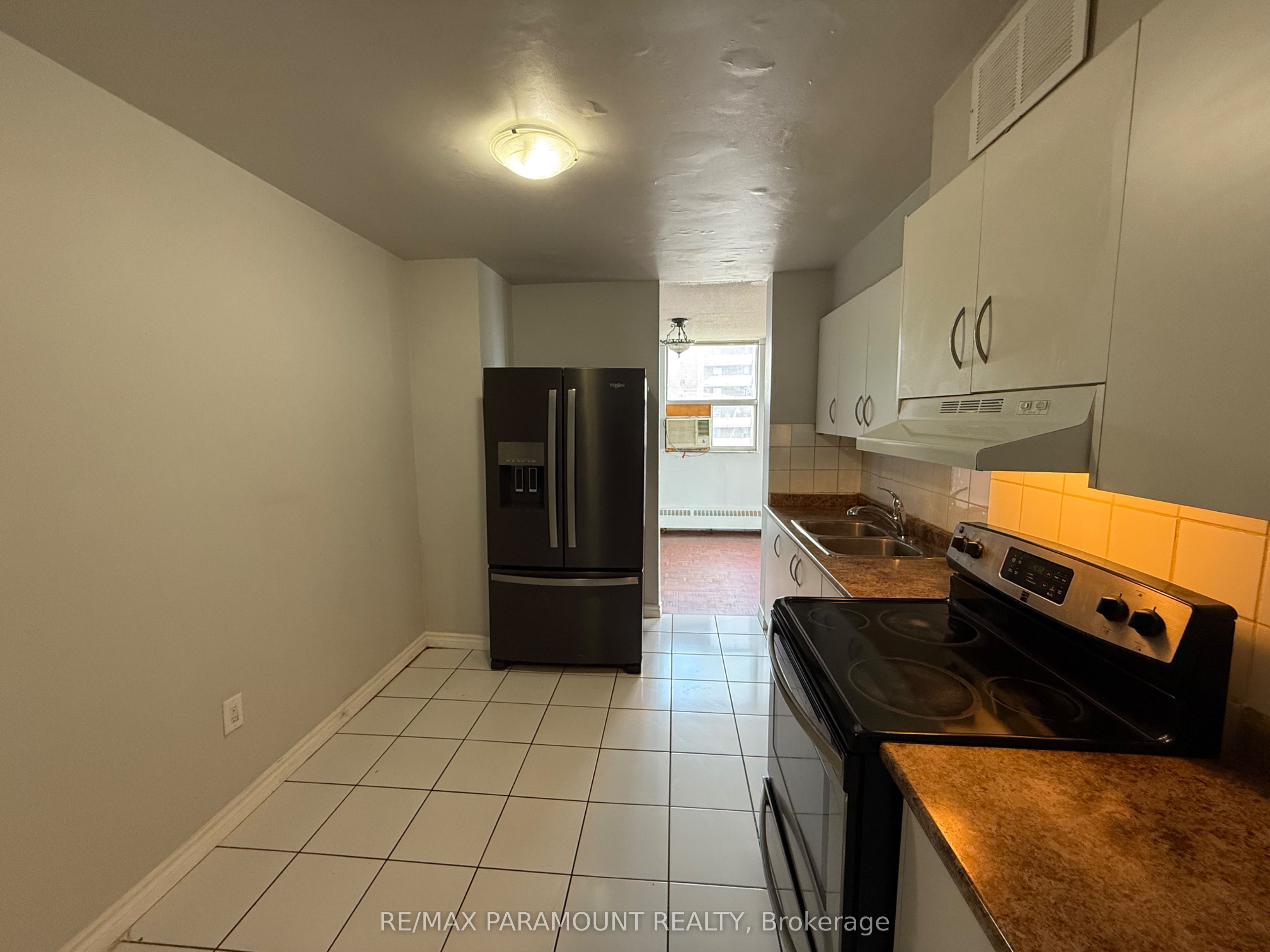2645 Kipling Avenue 1010 Property Photo 2