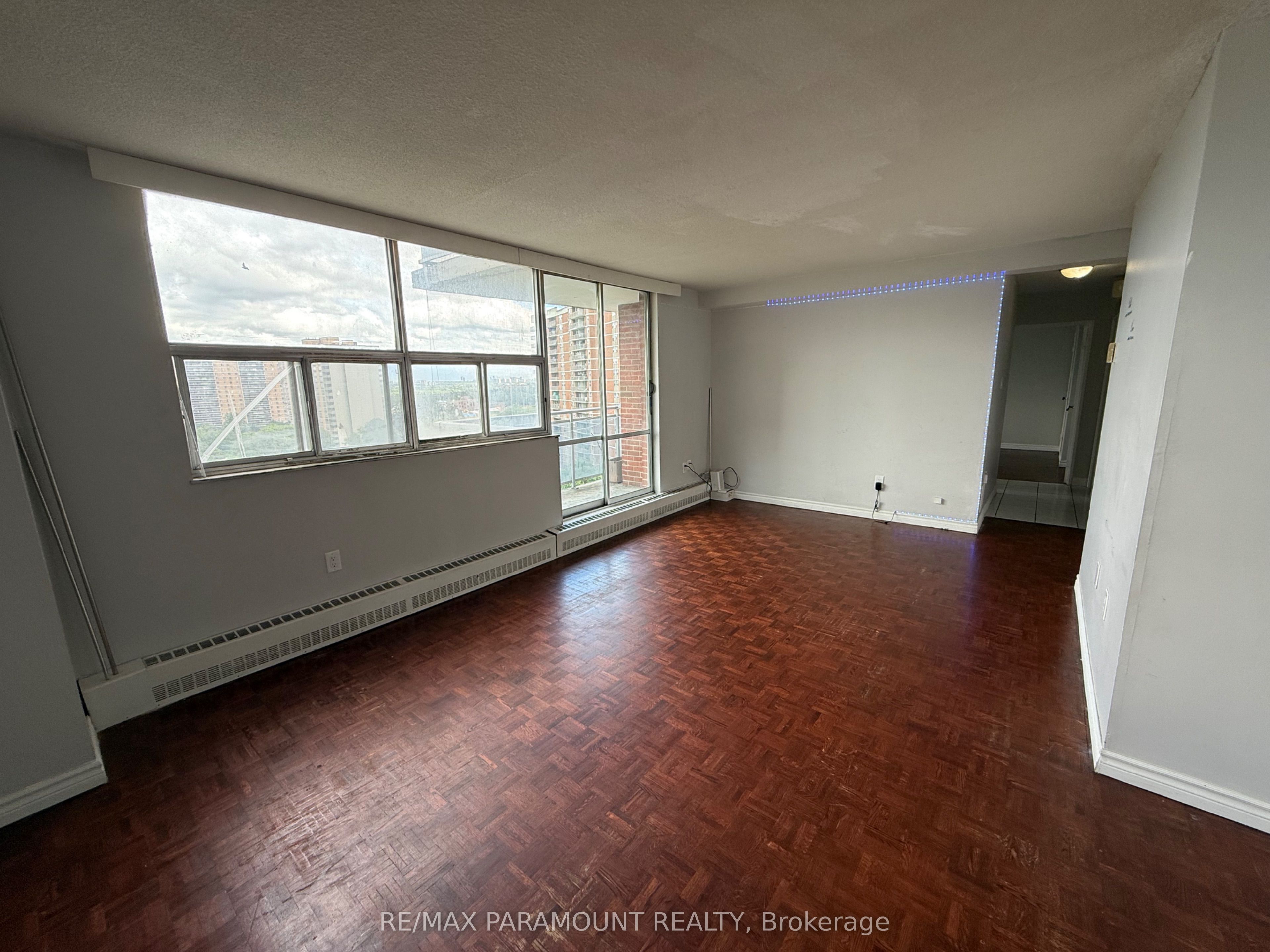 2645 Kipling Avenue 1010 Property Photo 4