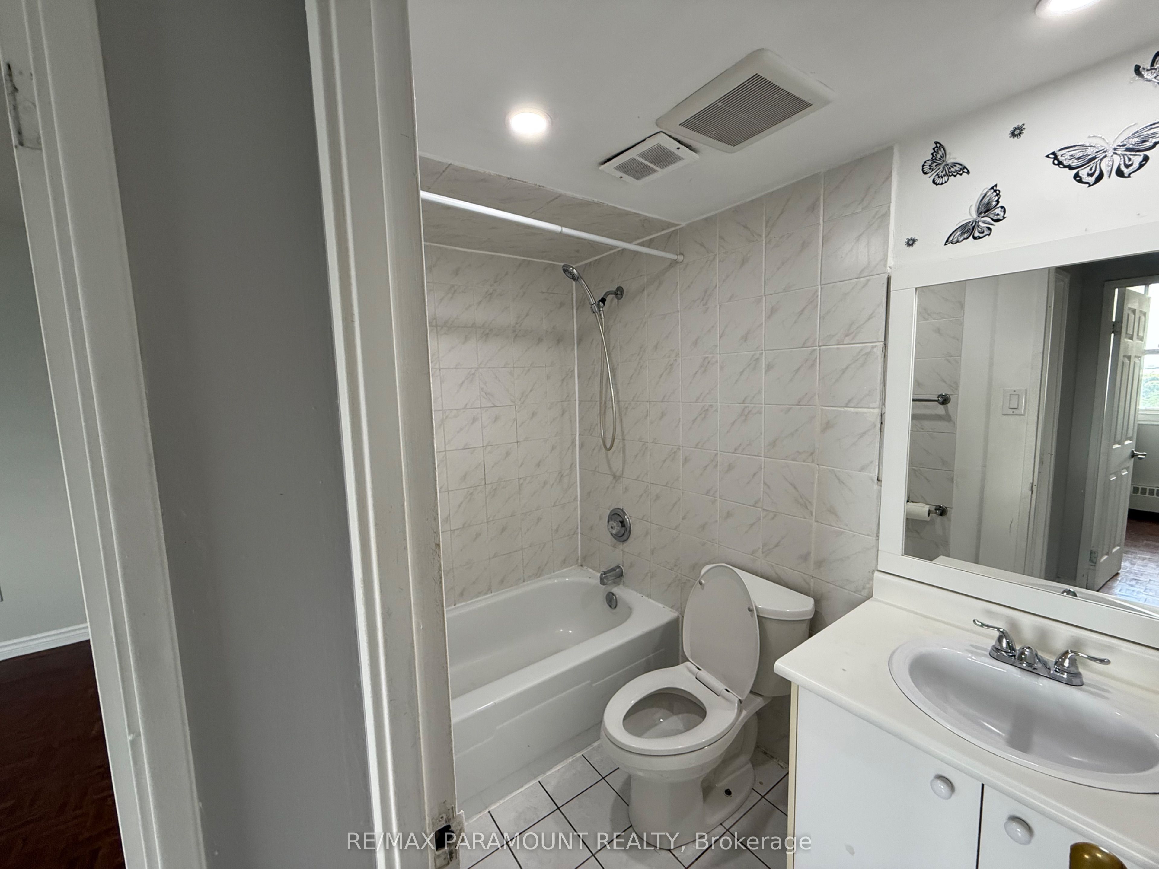 2645 Kipling Avenue 1010 Property Photo 9