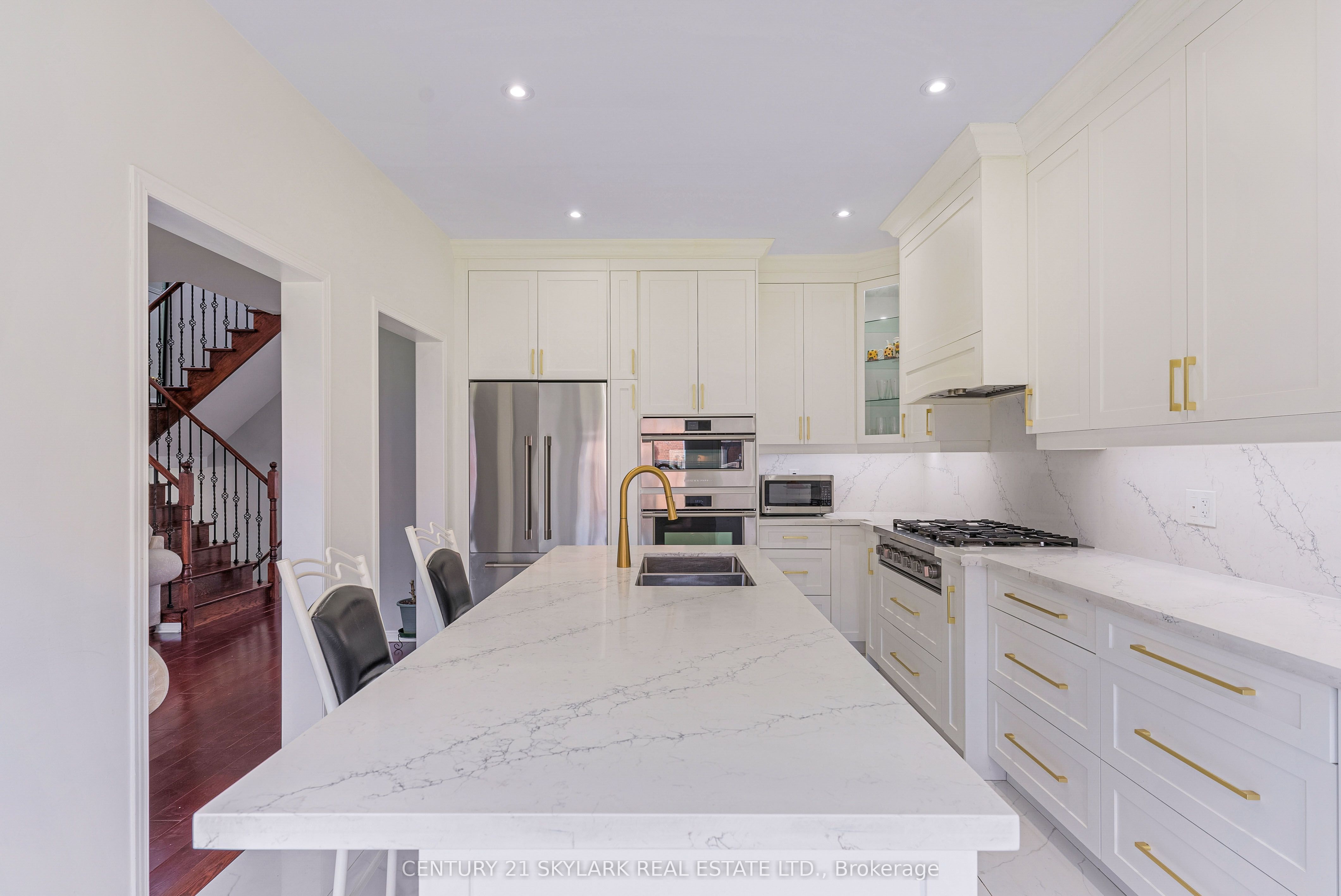 13 Ledgerock Road Property Photo 16