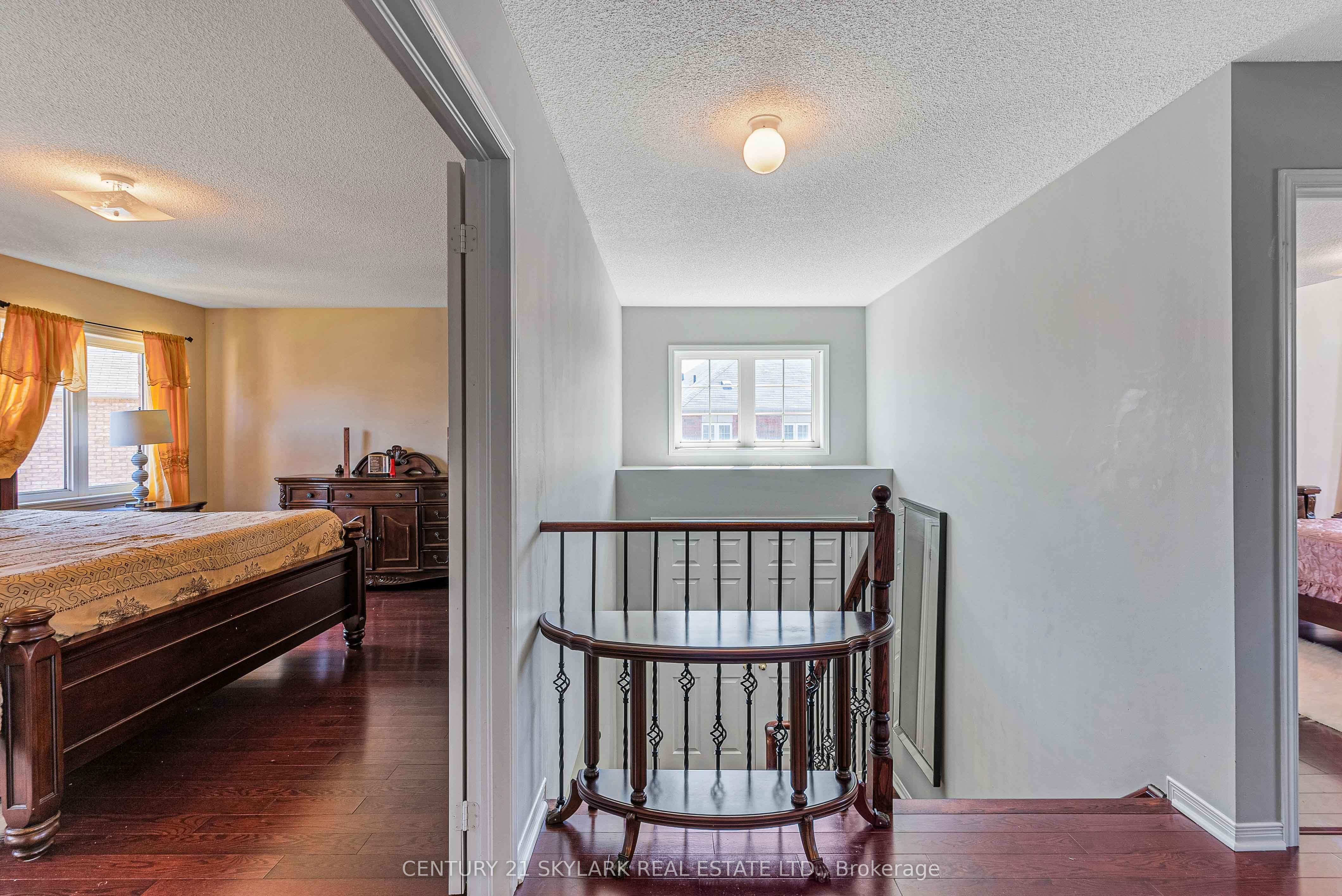 13 Ledgerock Road Property Photo 23