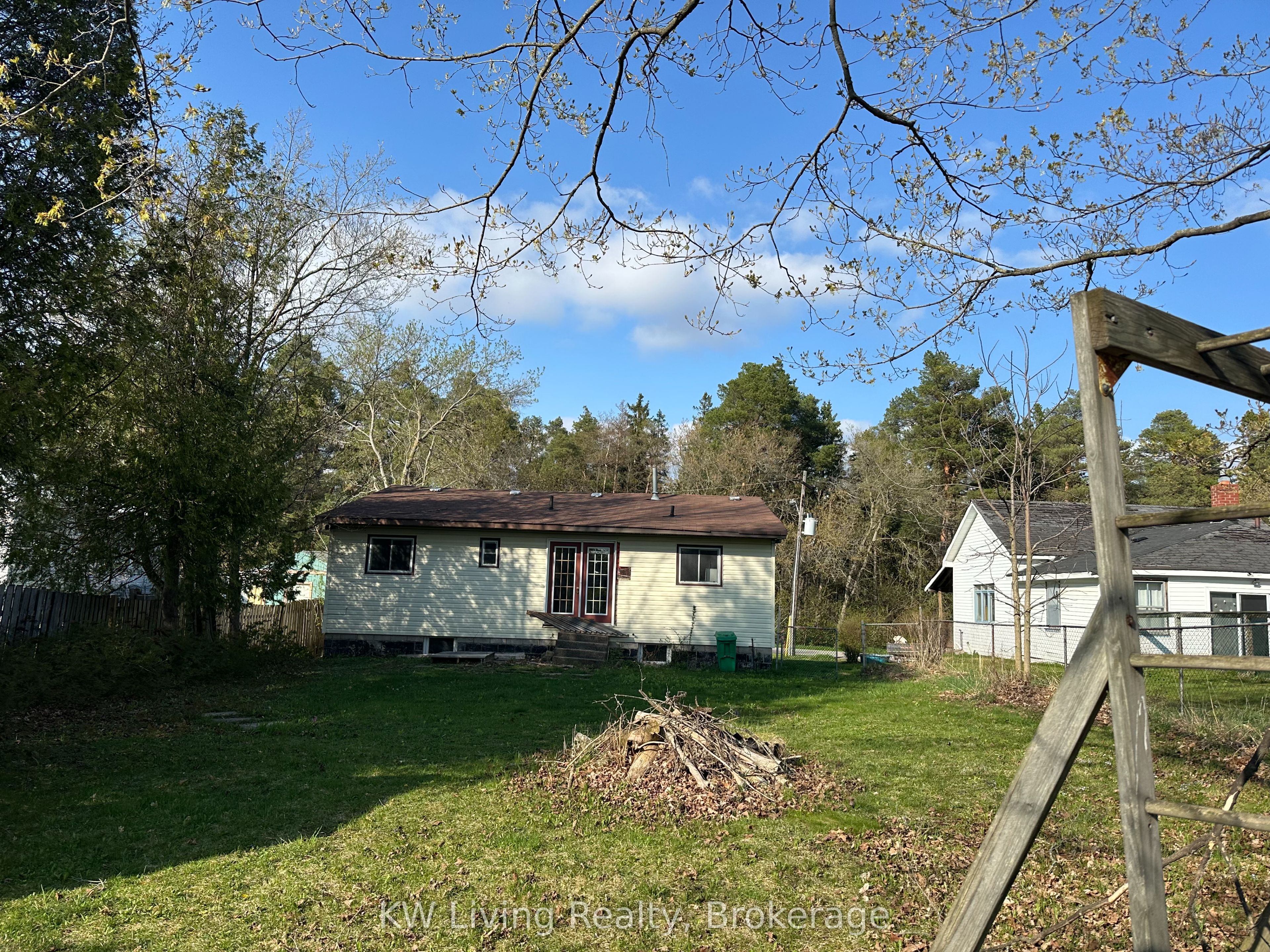 50 Cardwell Street Property Photo 2