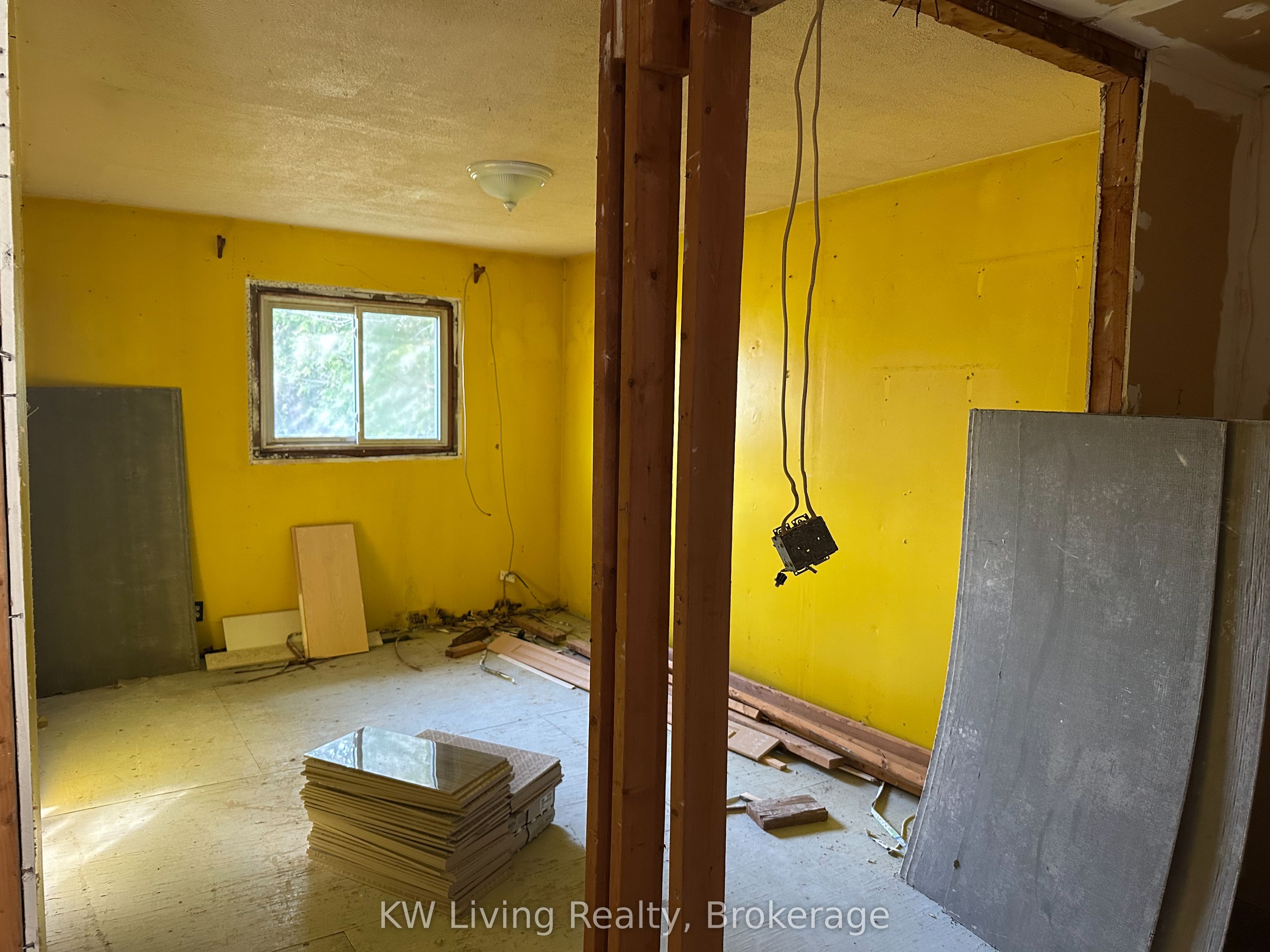 50 Cardwell Street Property Photo 7