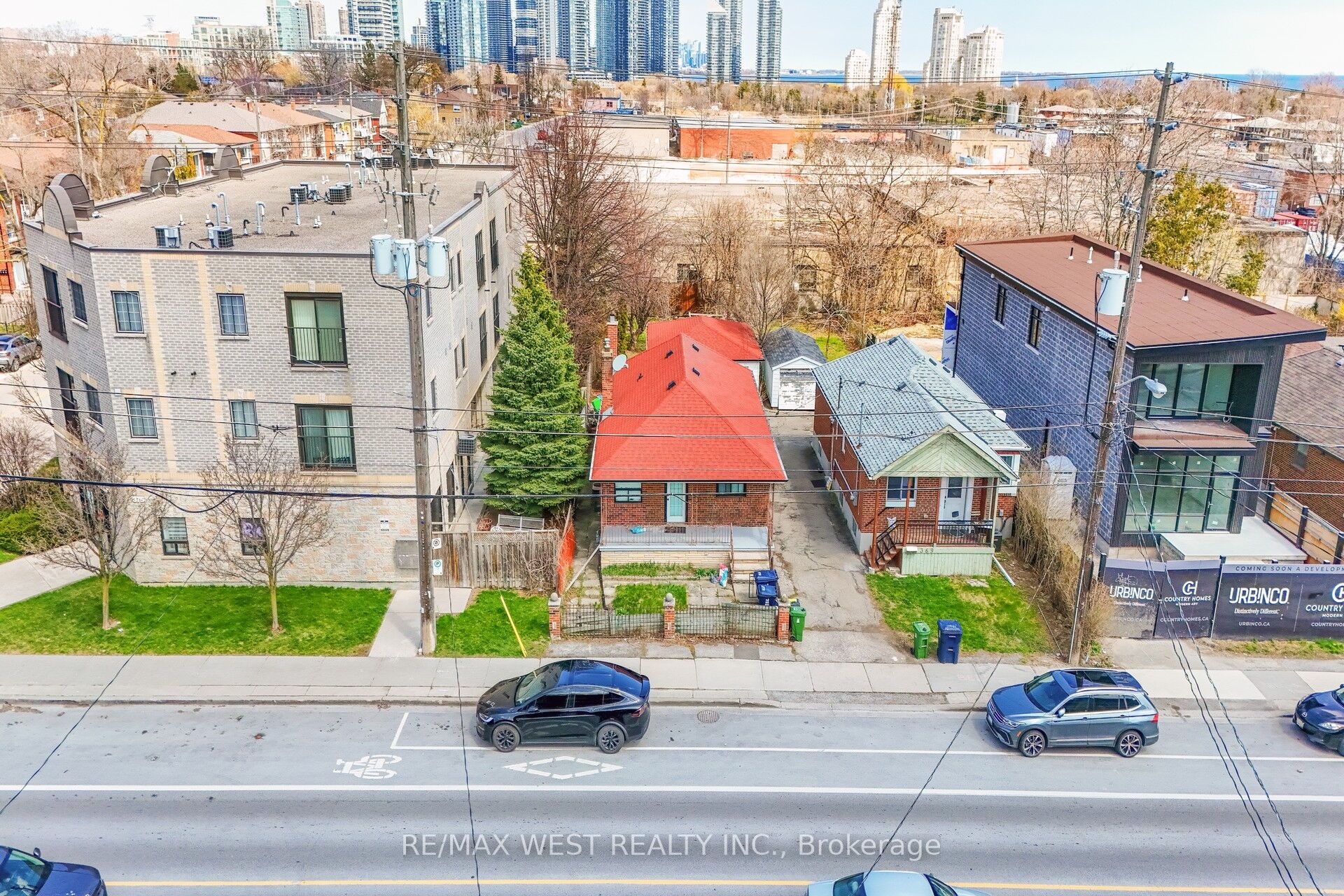 371 Royal York Road Property Photo 1
