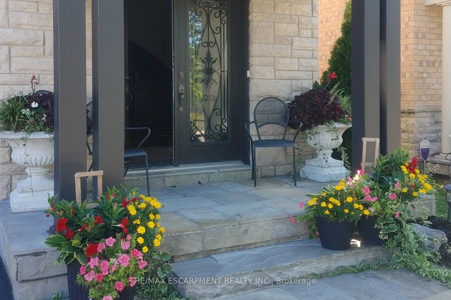 3321 Steeplechase Drive Property Photo 3
