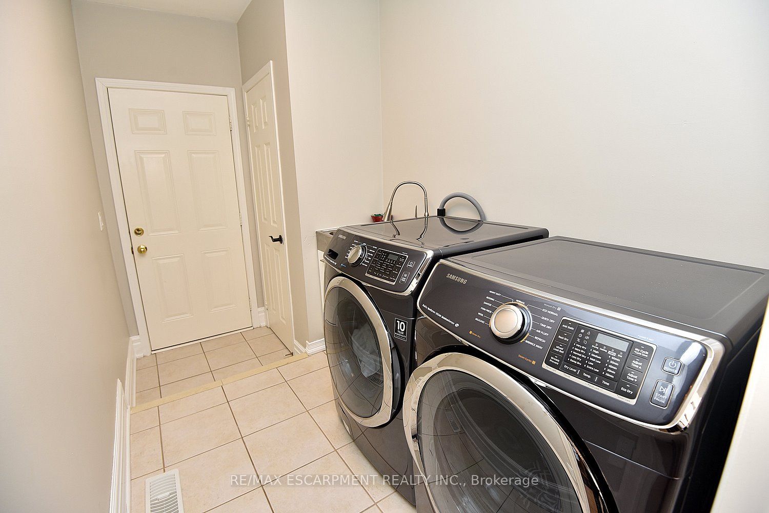 3321 Steeplechase Drive Property Photo 25