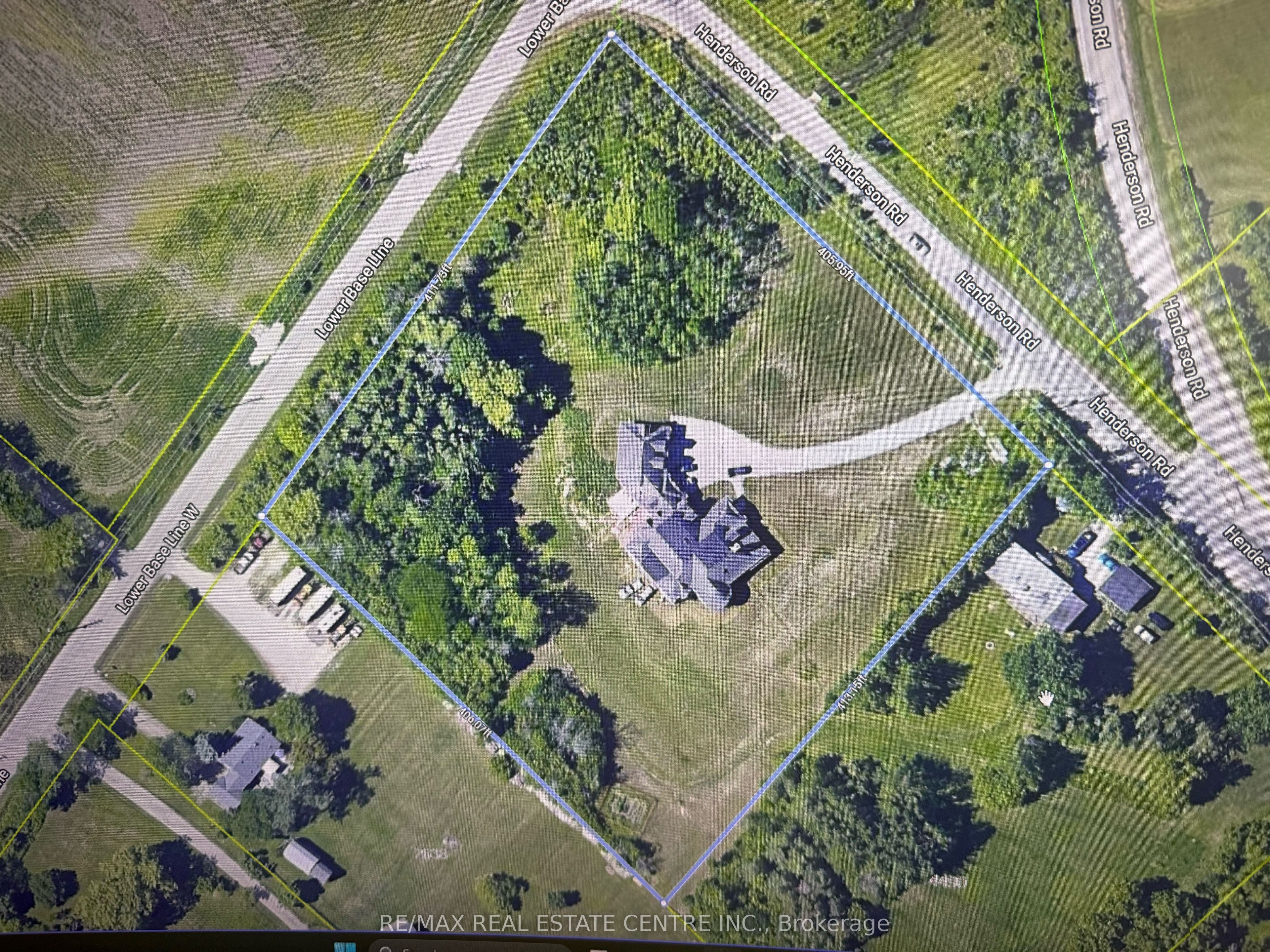 4496 Henderson Road Property Photo 39