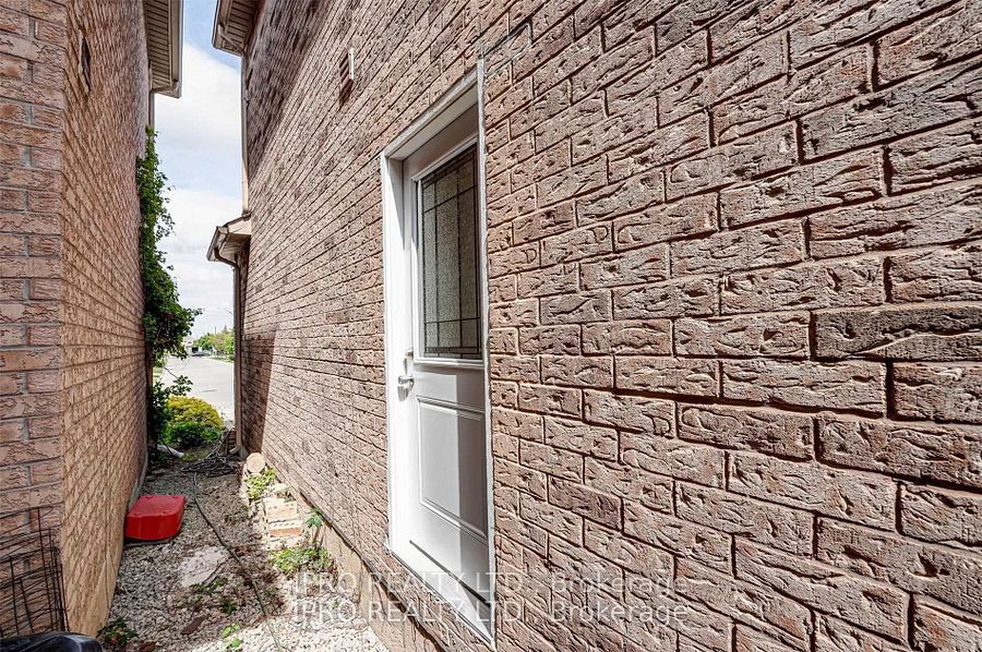 5458 Tasha Drive Property Photo 28