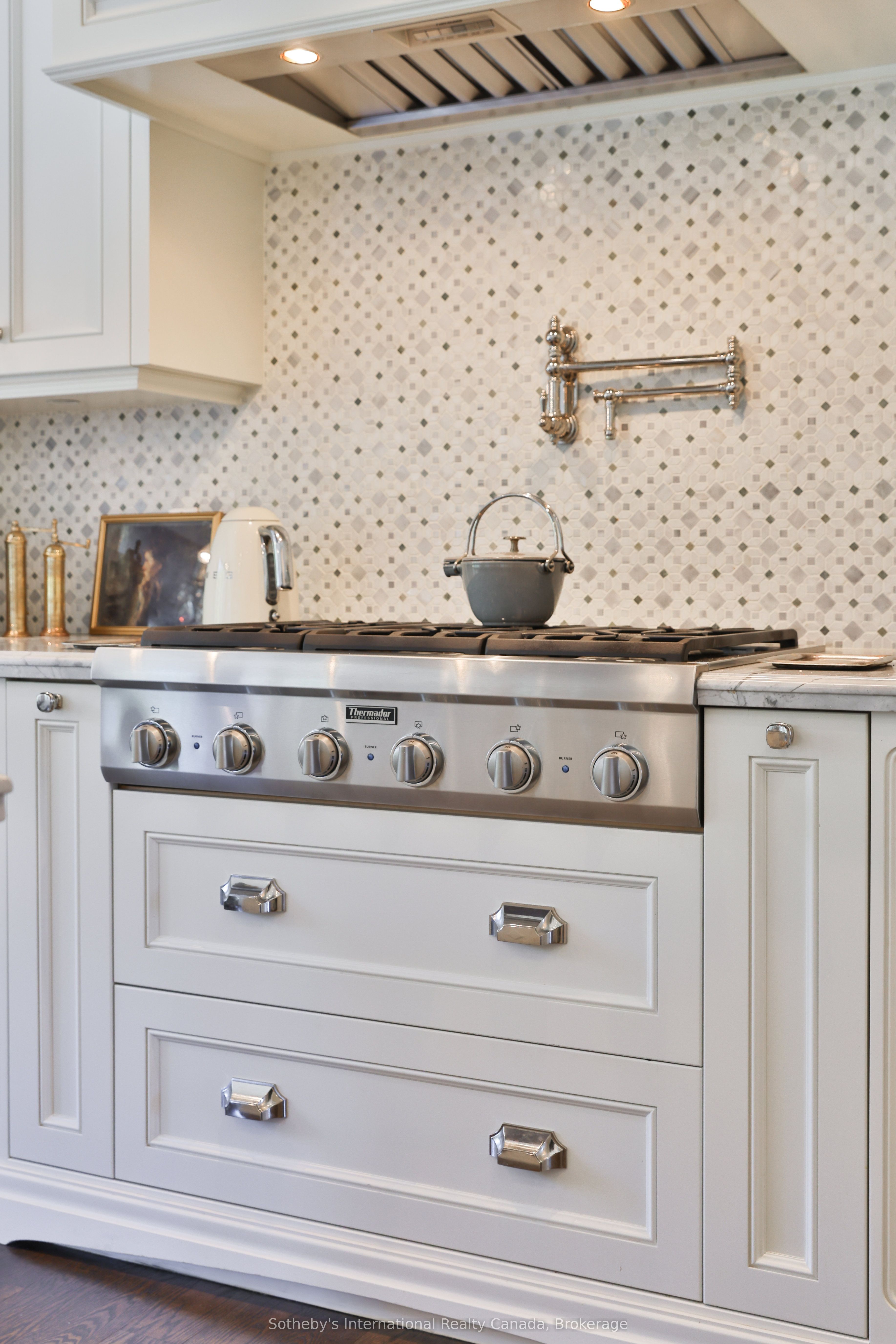 1497 Lakeshore Road W Property Photo 10