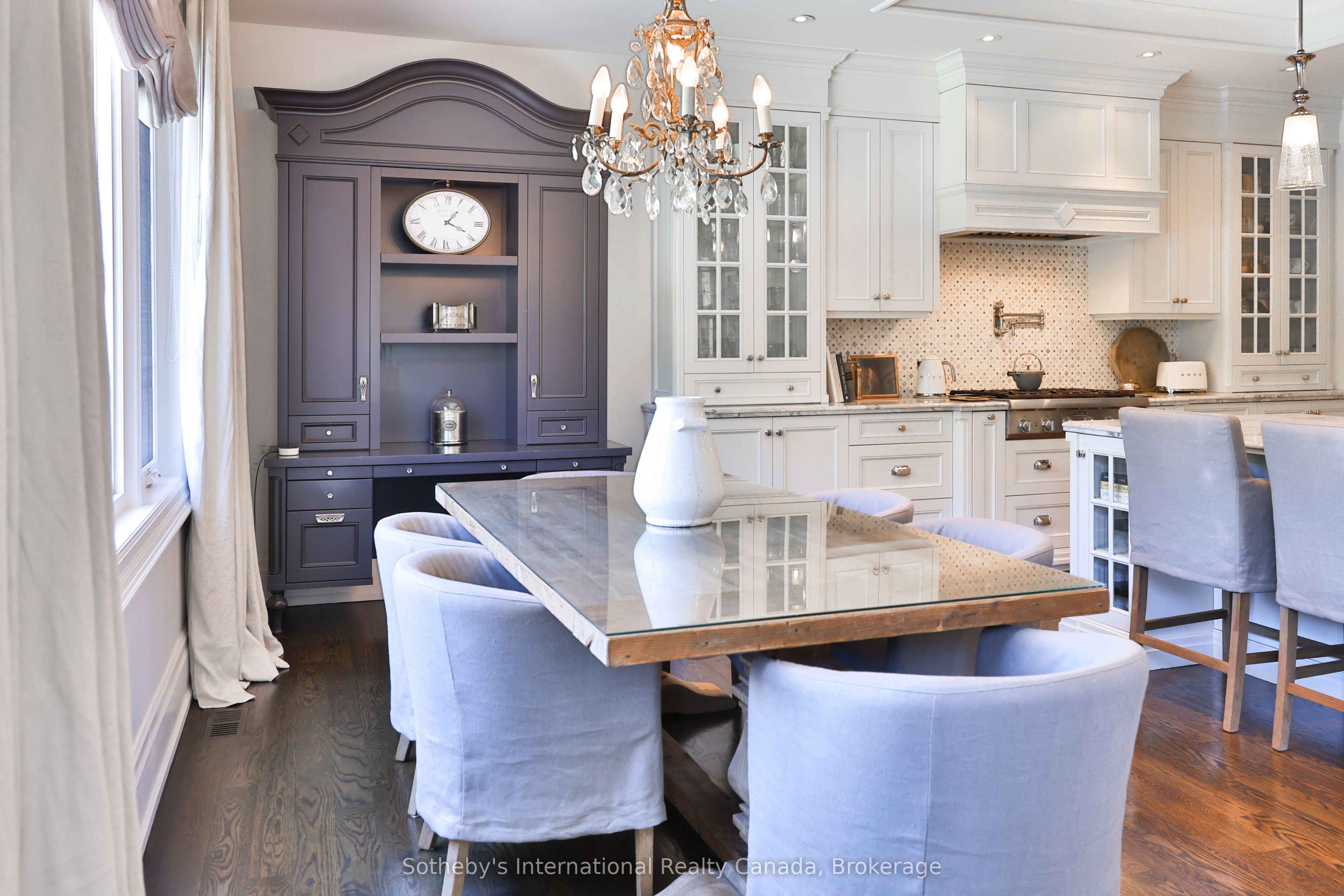 1497 Lakeshore Road W Property Photo 13