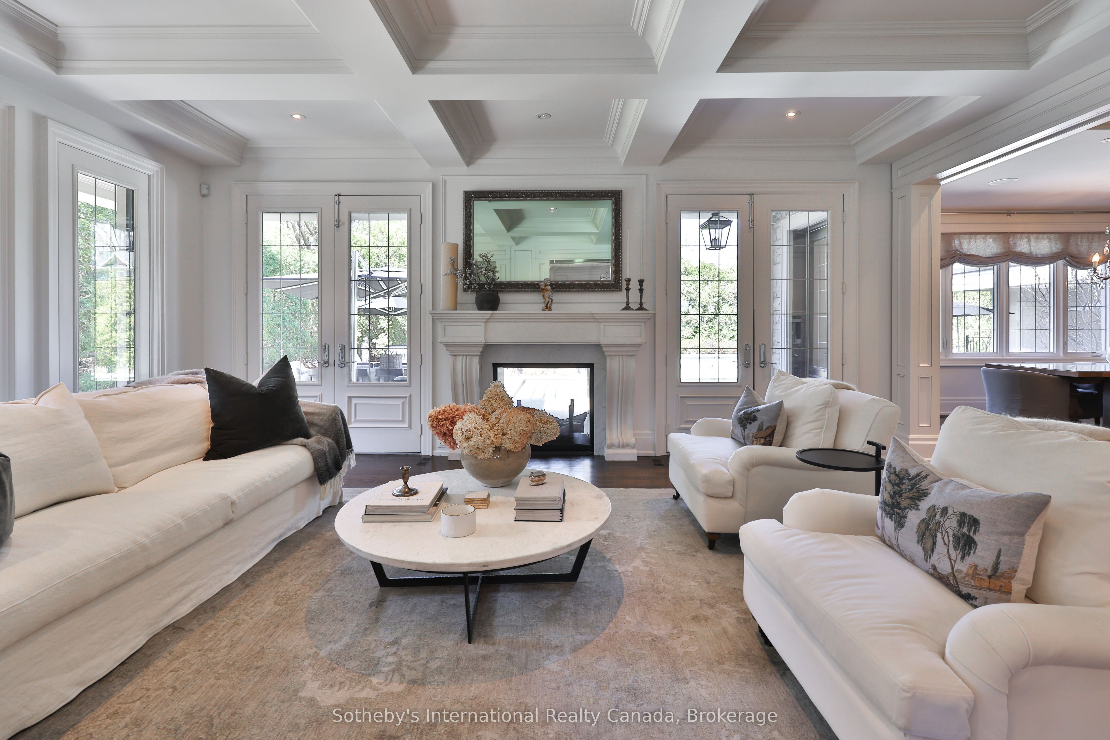 1497 Lakeshore Road W Property Photo 15