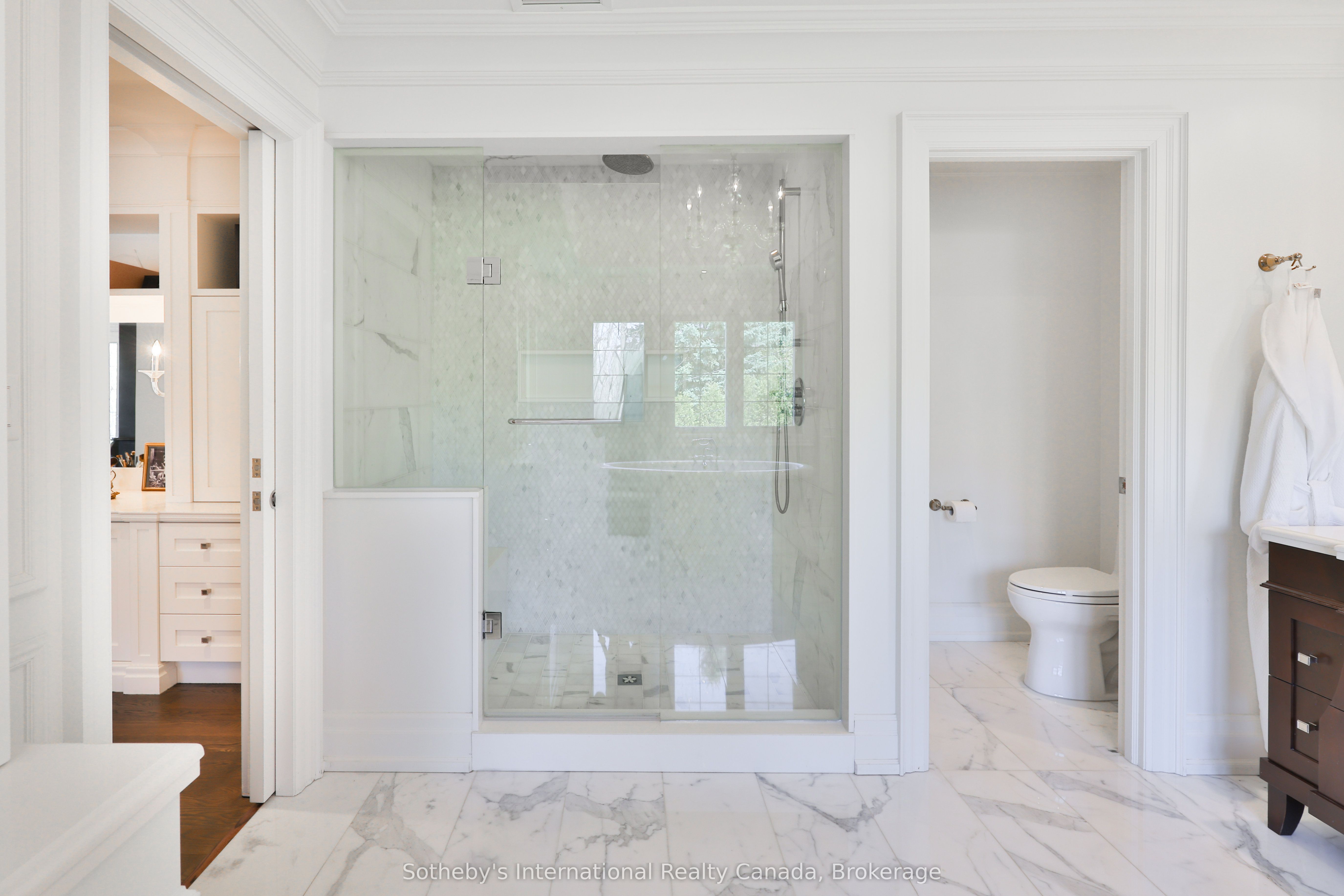 1497 Lakeshore Road W Property Photo 25