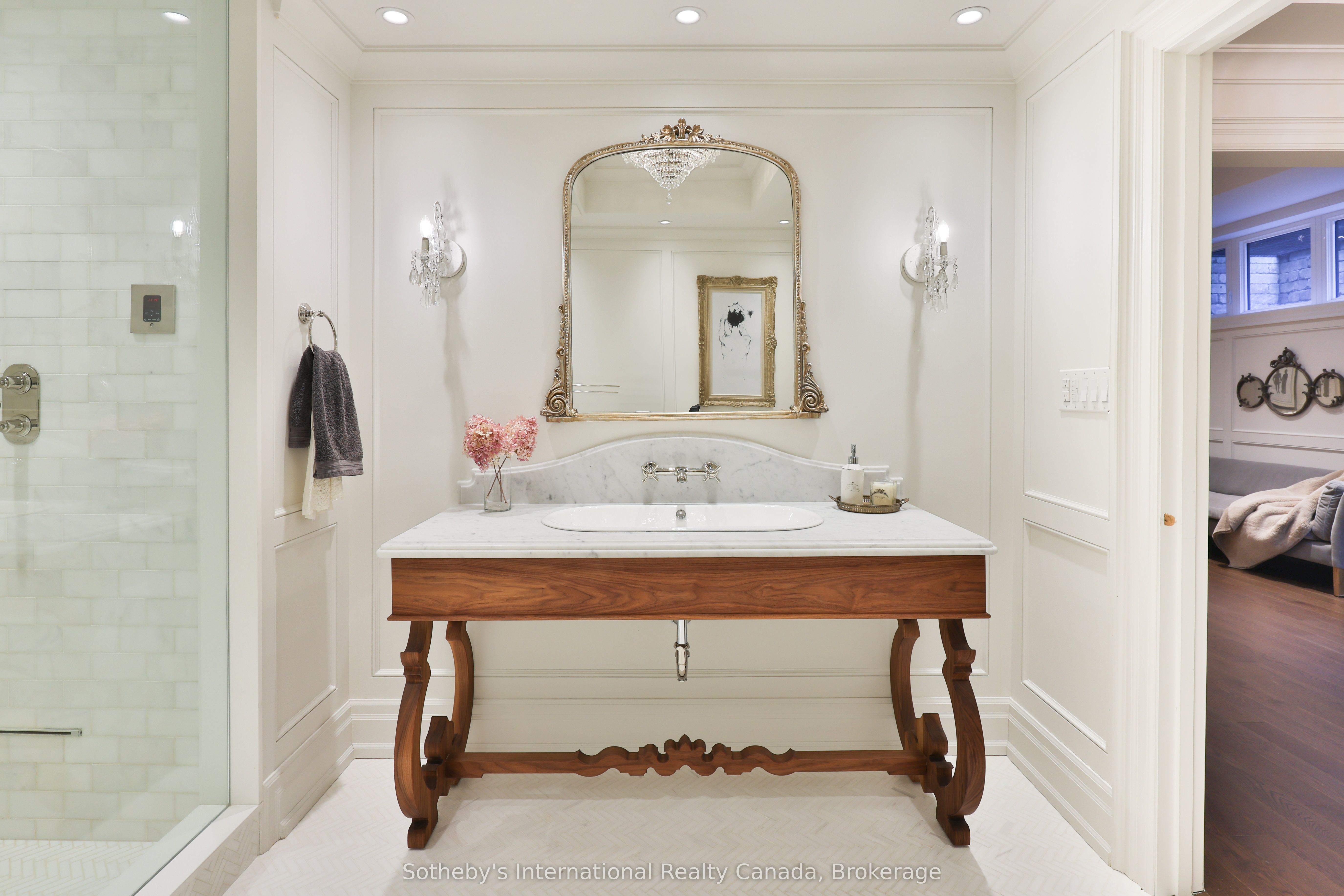 1497 Lakeshore Road W Property Photo 39