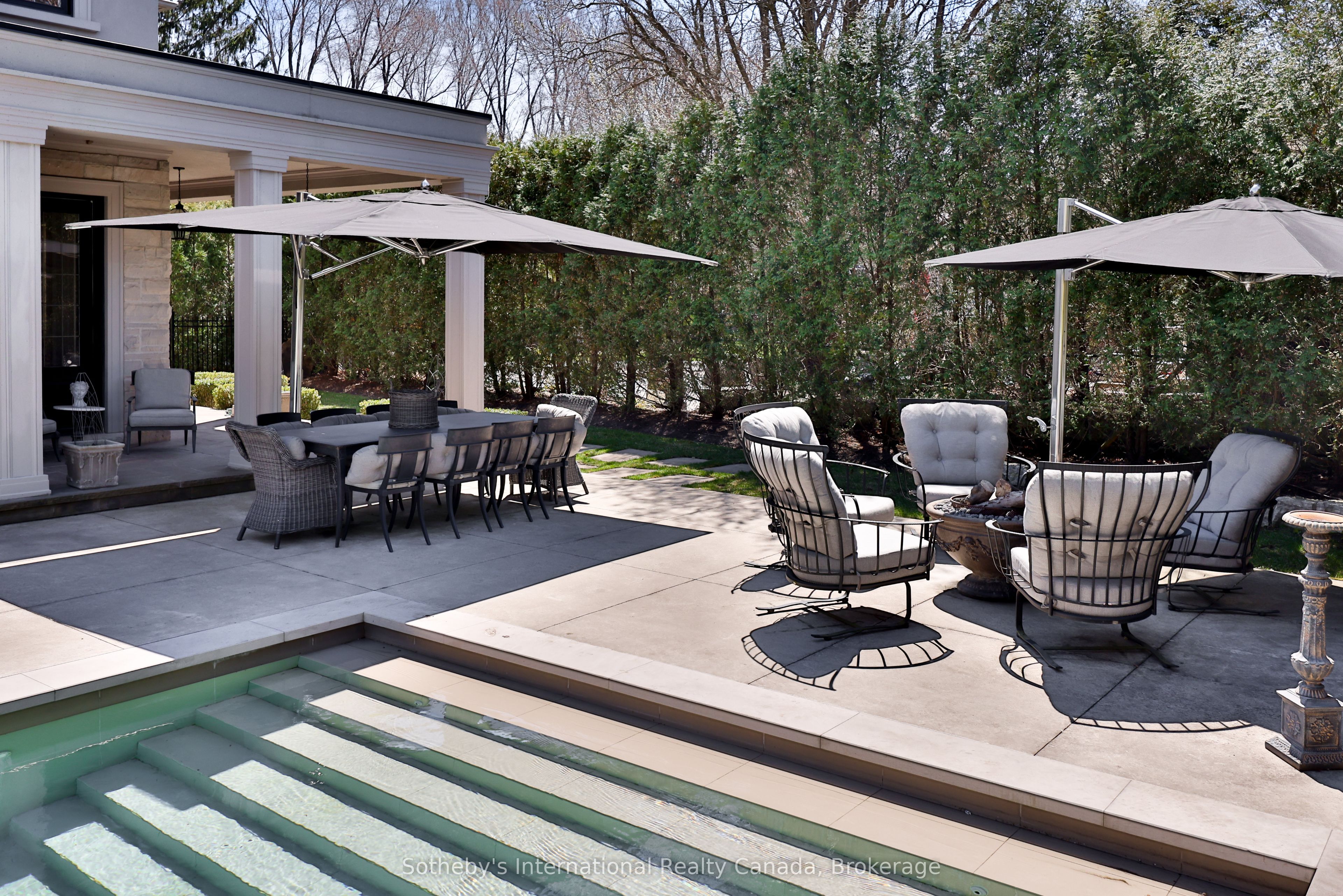 1497 Lakeshore Road W Property Photo 42