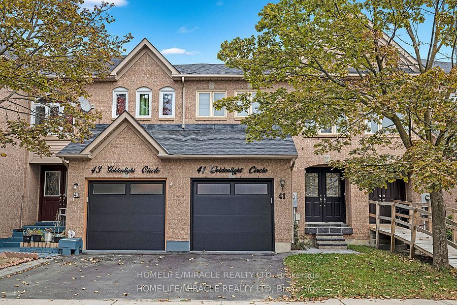 41 Goldenlight Circle Property Photo 1