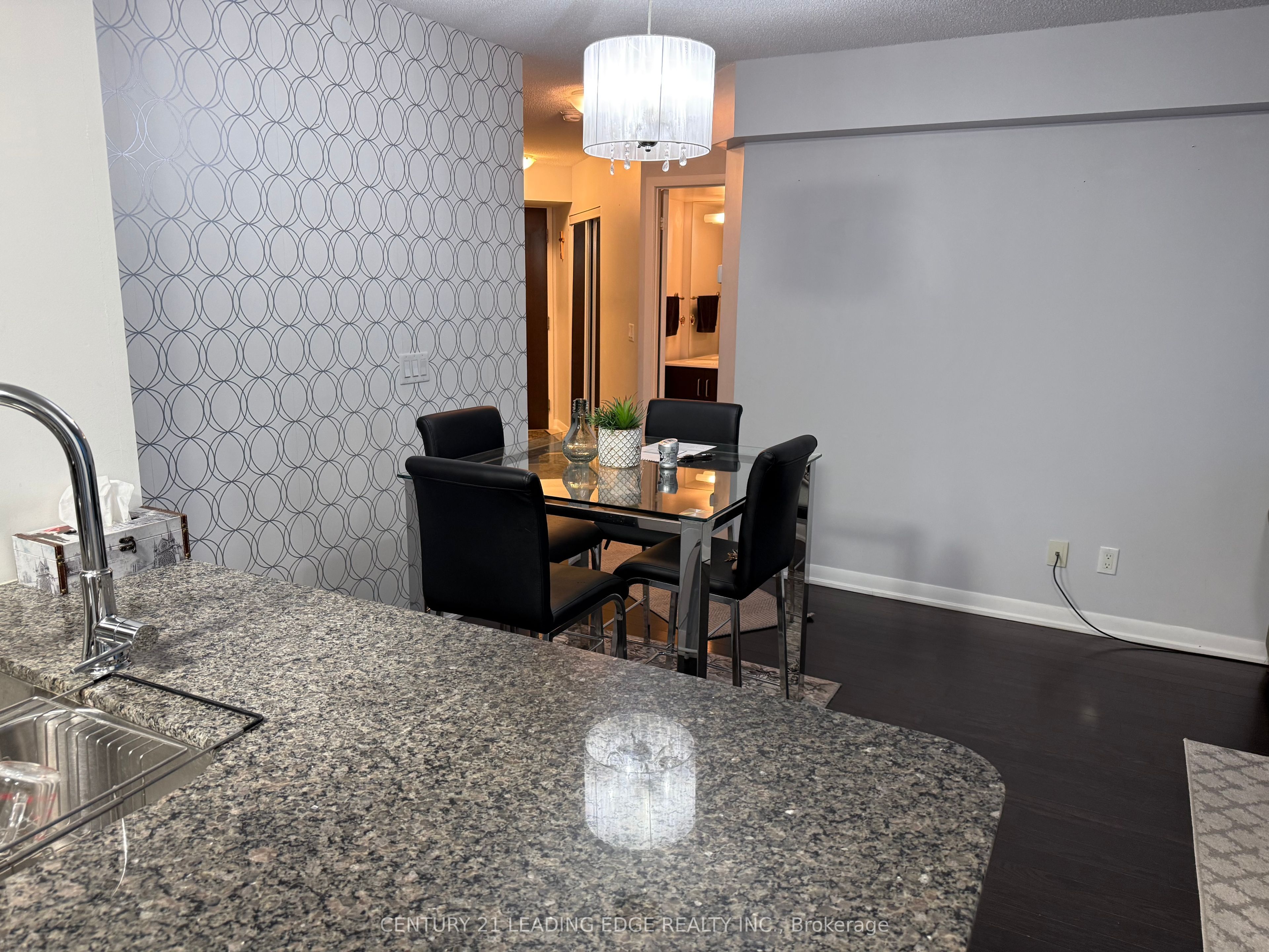 215 Sherway Gardens Road 702 Property Photo 6