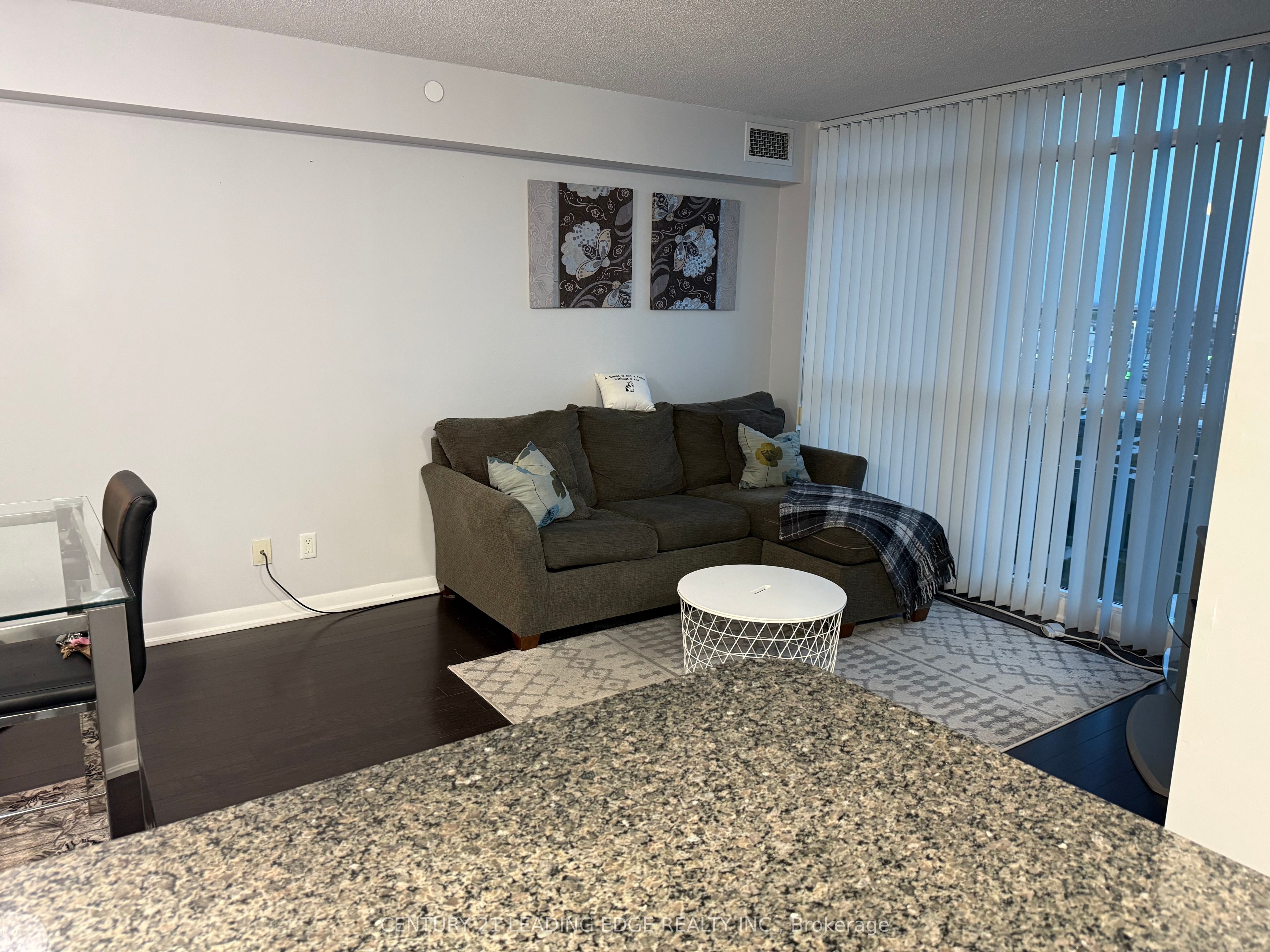 215 Sherway Gardens Road 702 Property Photo 7