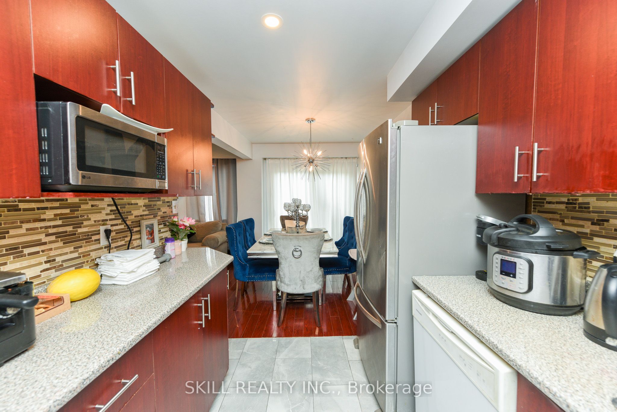 7500 Goreway Drive 92 Property Photo 14