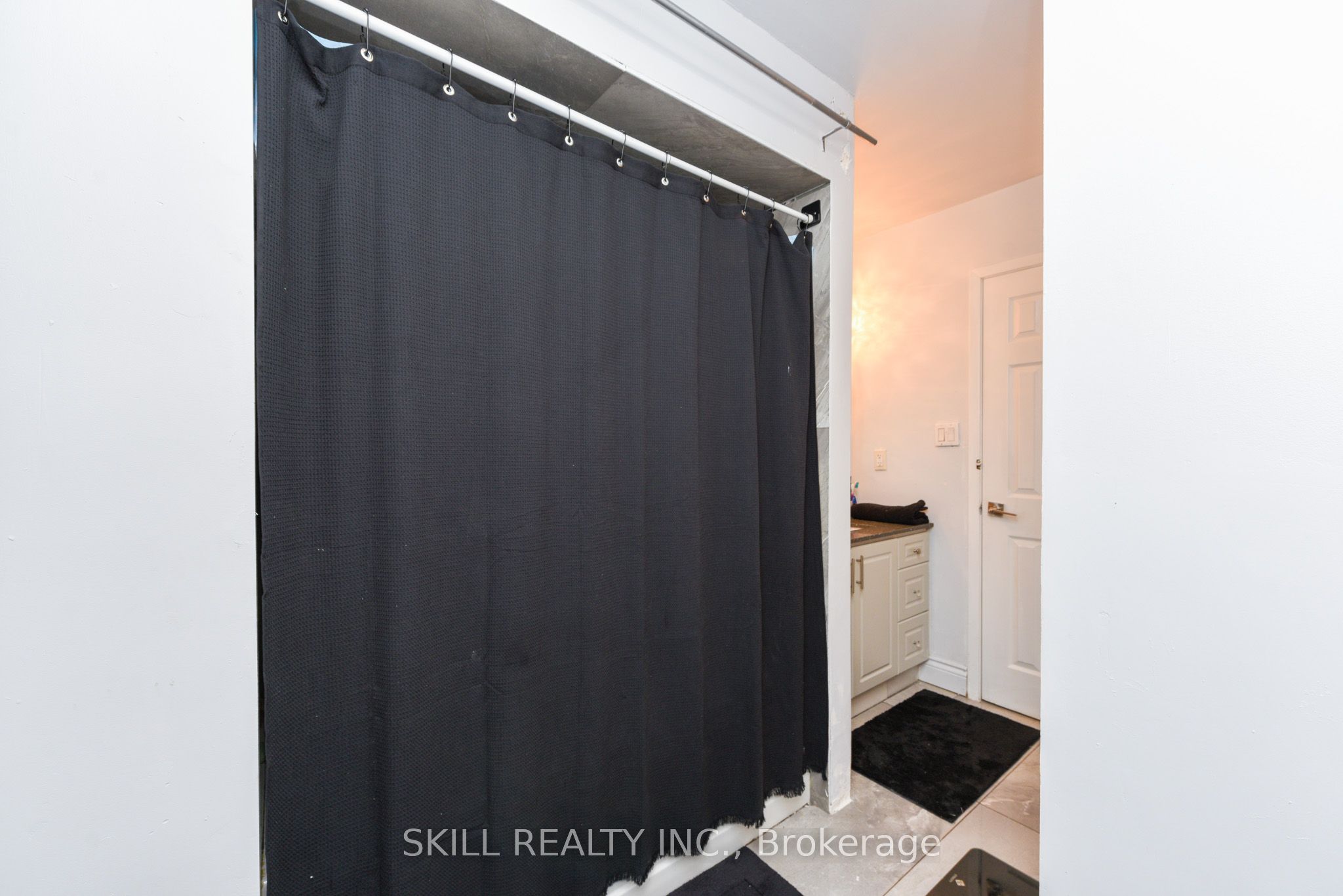 7500 Goreway Drive 92 Property Photo 18