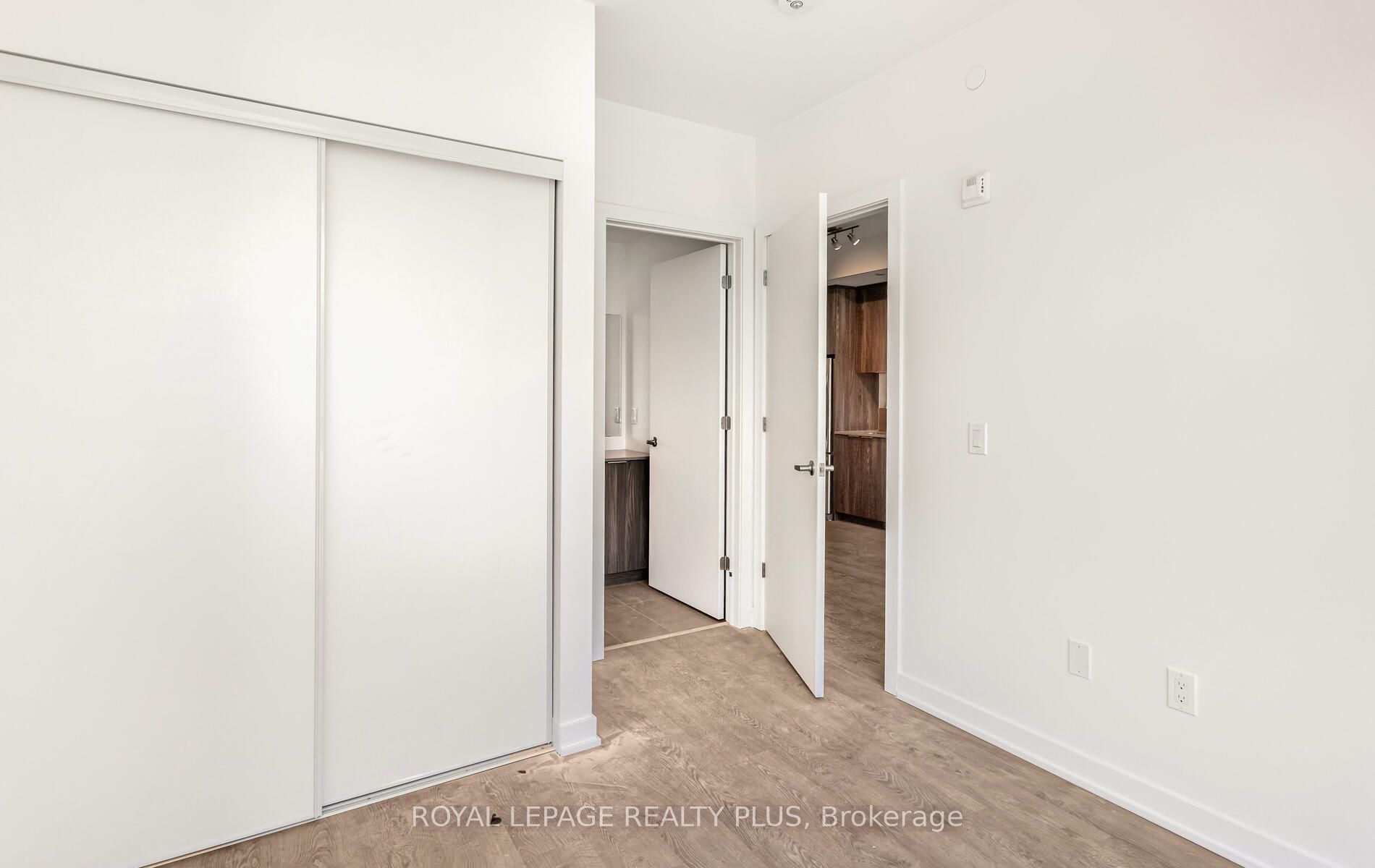760 Whitlock Ave Property Photo 10